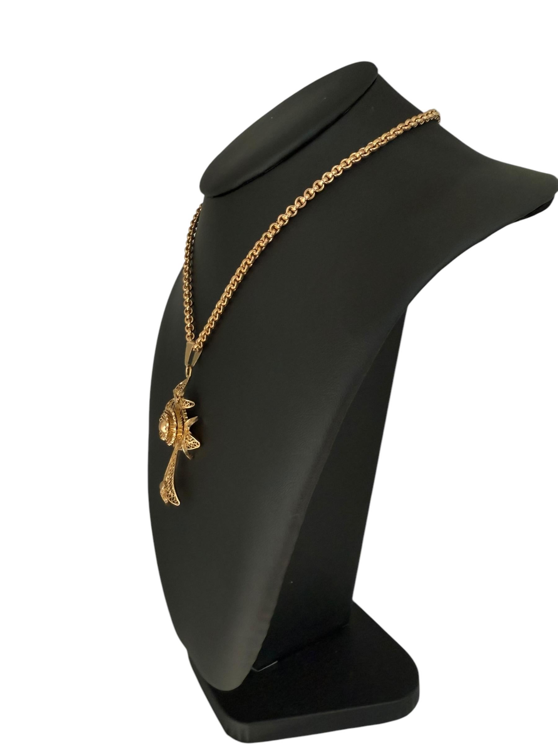 Traditional Hand-Made Portuguese Crucifix with Chain 19 karat Yellow Gold For Sale 12