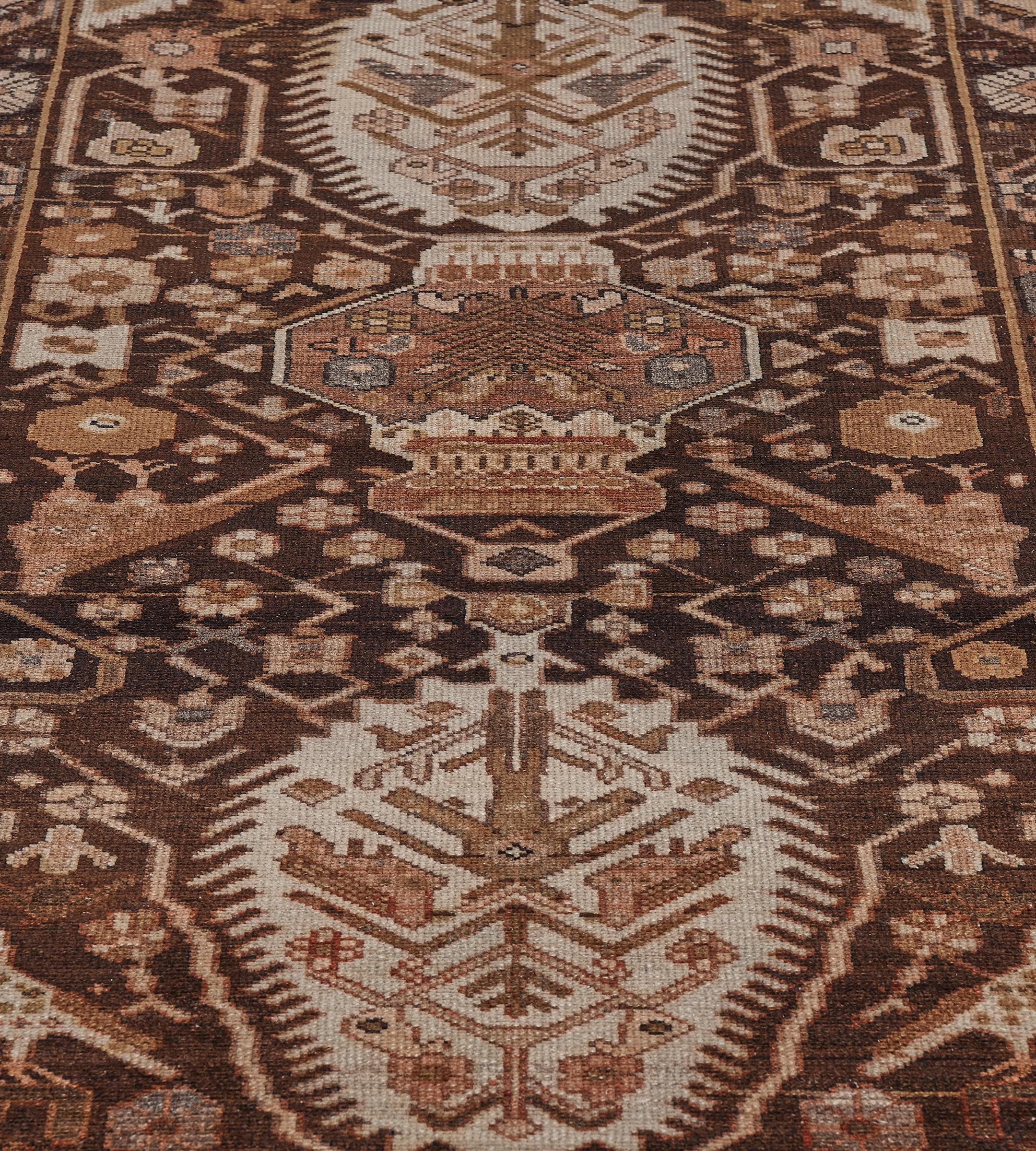 Traditioneller handgewebter Läufer aus Wolle Brown Floral Persian Bakhtiari im Angebot 1