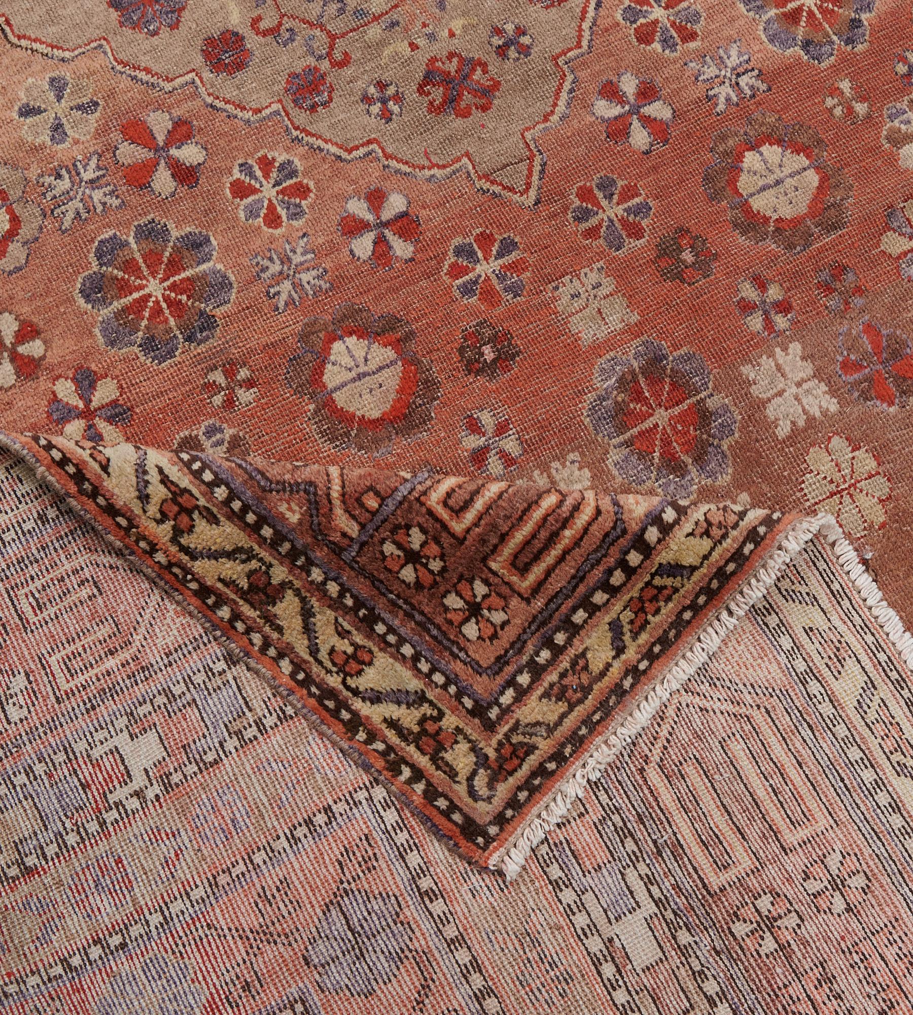 Traditional Hand-Woven Wool Samarkand Khotan Rug For Sale 6