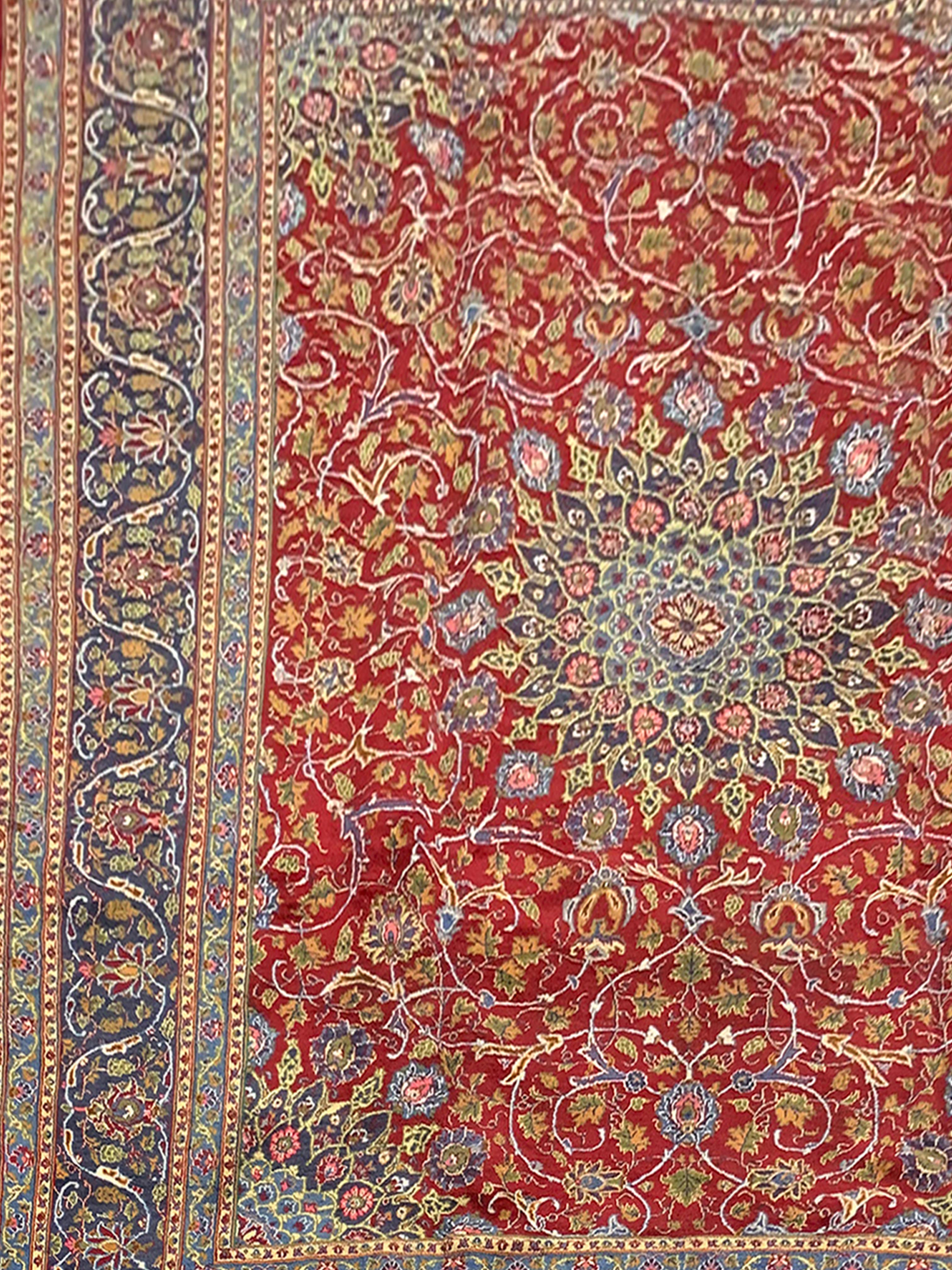 Traditional Handmade Vintage Red Wool Area Rug Large Oriental Carpet In Excellent Condition For Sale In Hampshire, GB
