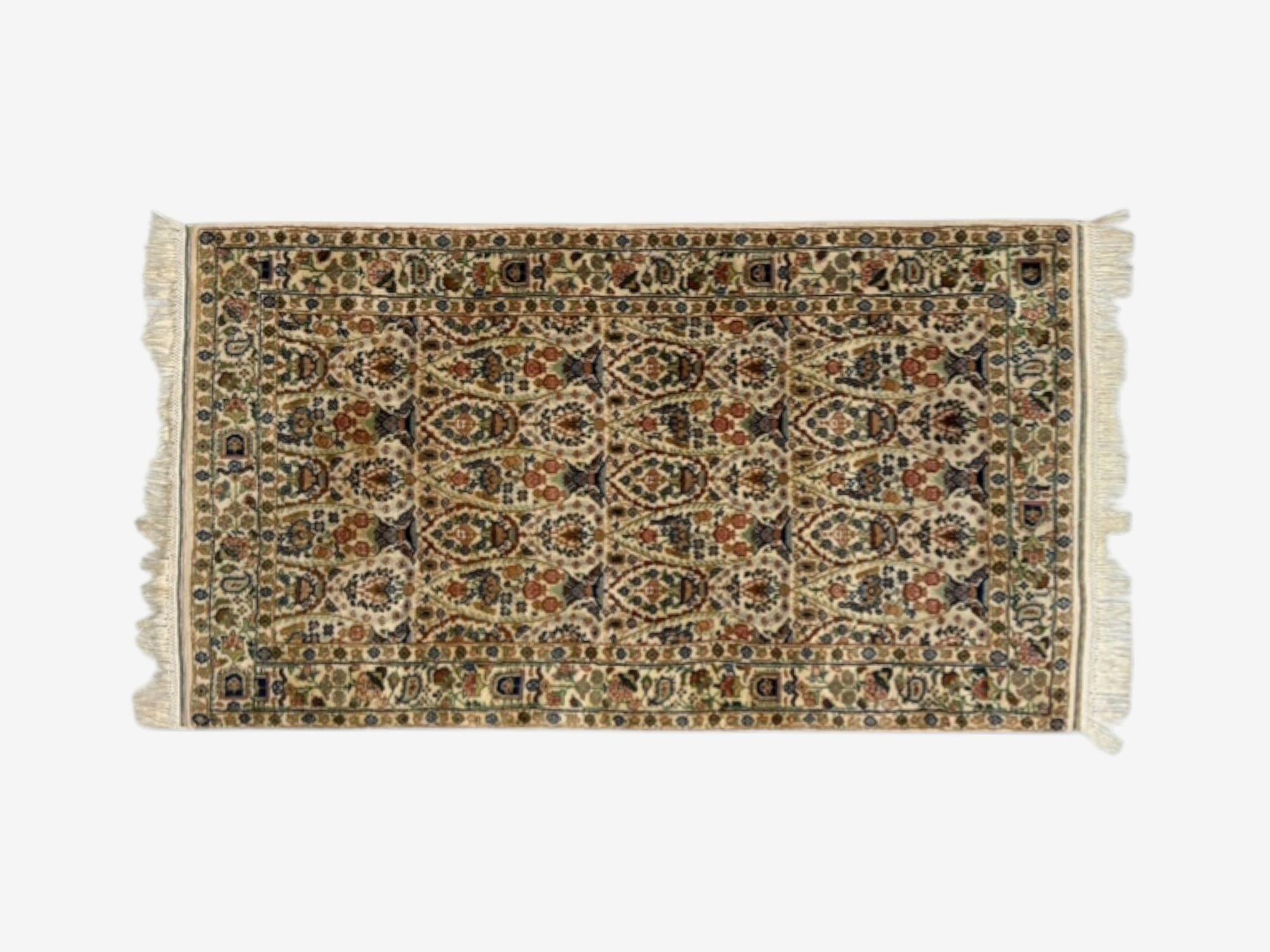 Traditionelle, handgewebte, indische Wollteppiche, Indien, 1960er Jahre (Mitte des 20. Jahrhunderts) im Angebot