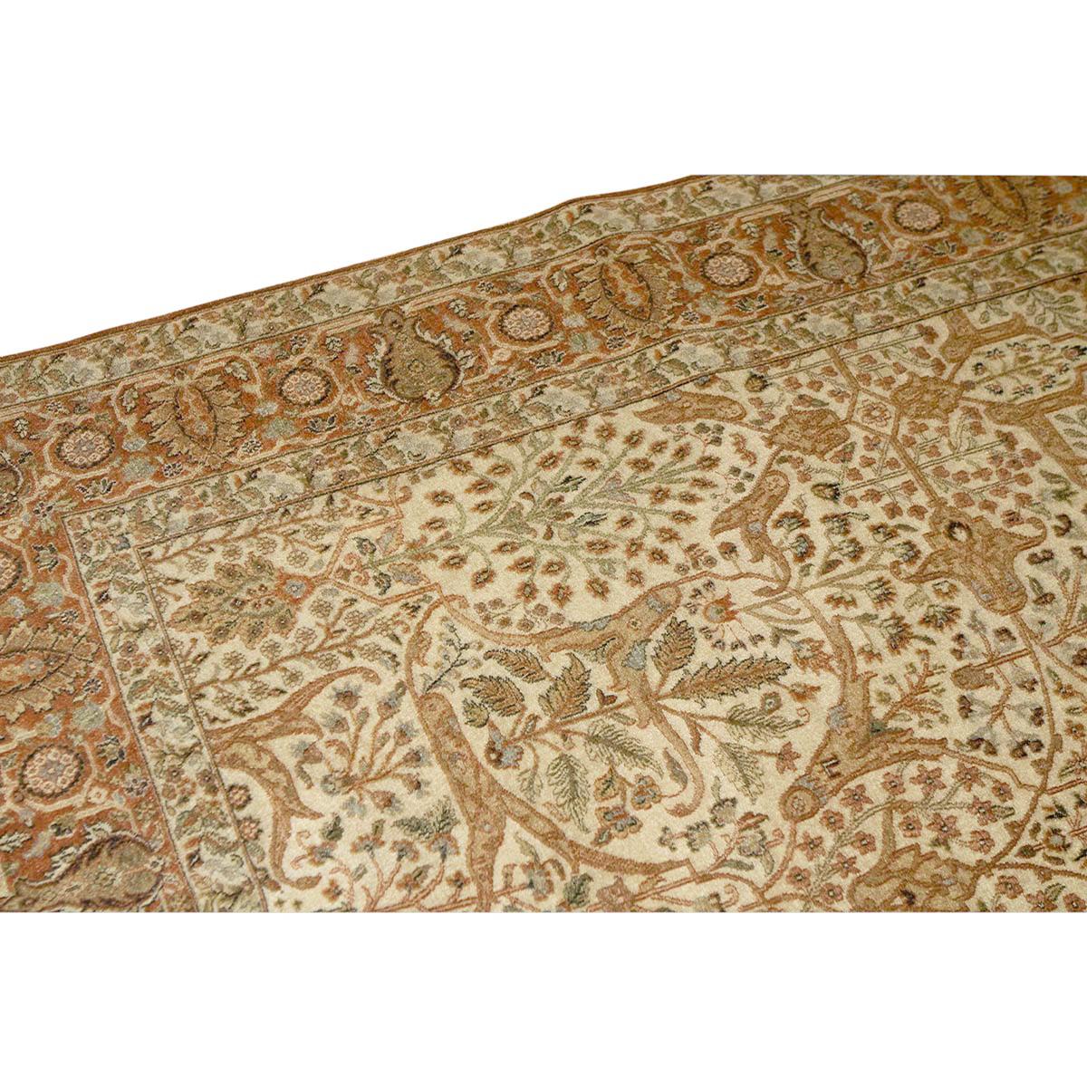 Annodato a mano Tradizionale tessuto a mano di lusso Hadji Jalili Tabriz Beige / Ruggine in vendita