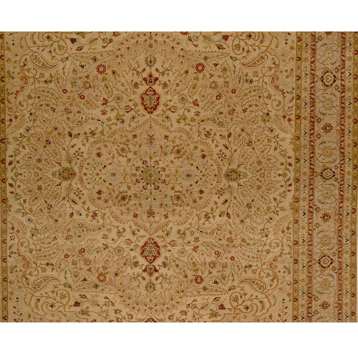 Traditionelle handgewebte luxuriöse Hadji-Jalili-Tabriz-Gold-/Kamelie (Handgeknüpft) im Angebot