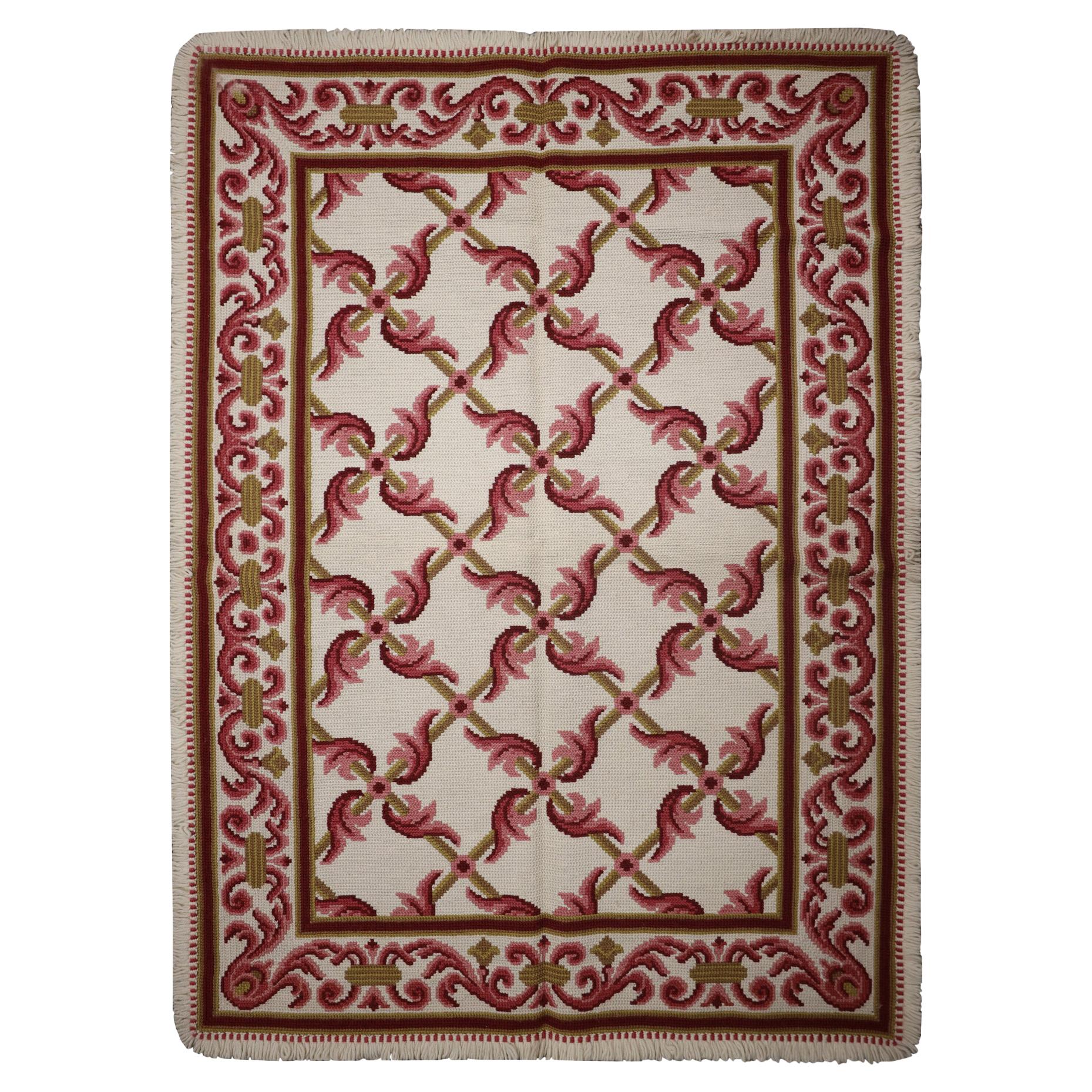 Traditional Handwoven Needlepoint Area Rug Wool Pink Carpet- 120x170cm For Sale