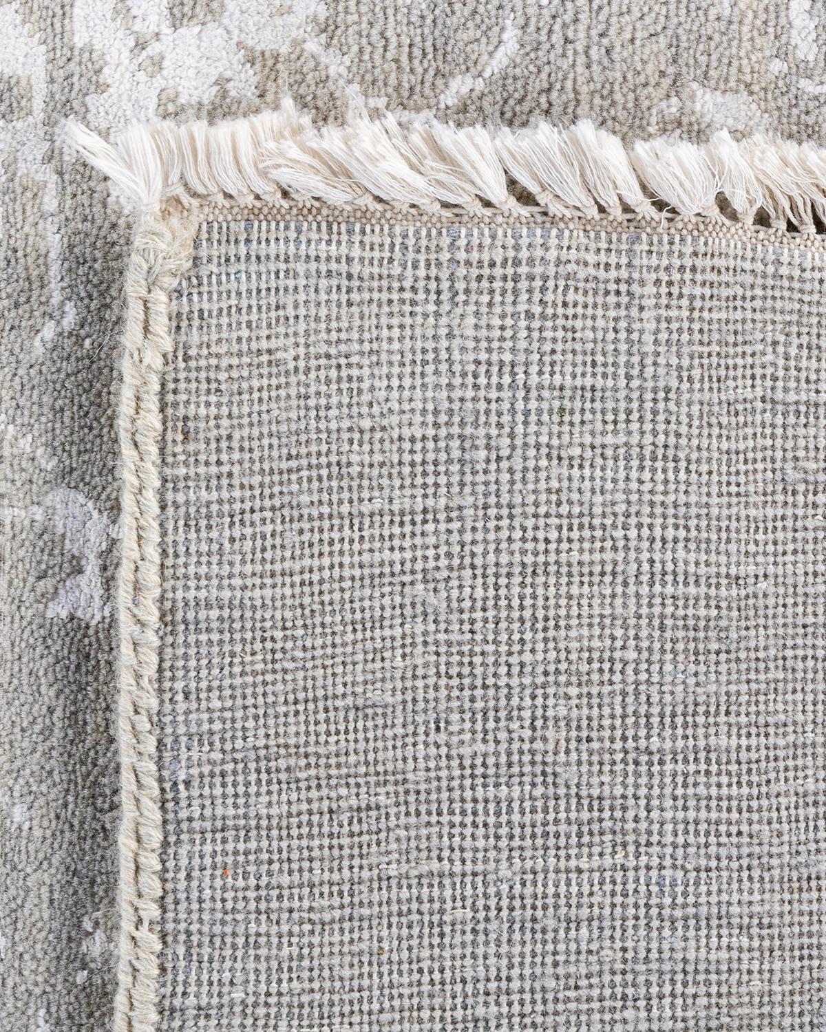 Traditional Ikat Hand Knotted Abstract Silk & Wool Gray Area Rug 8' 0