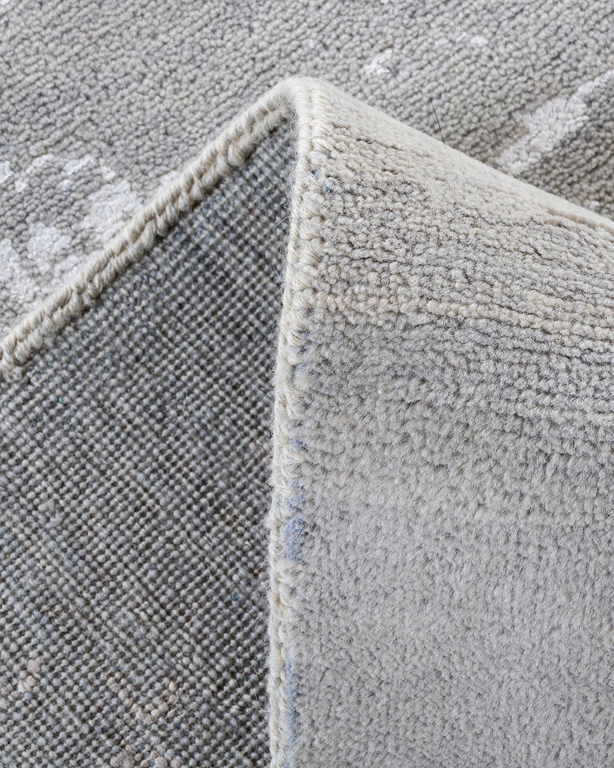 Contemporary Traditional Ikat Hand Knotted Abstract Silk & Wool Gray Area Rug 8' 0