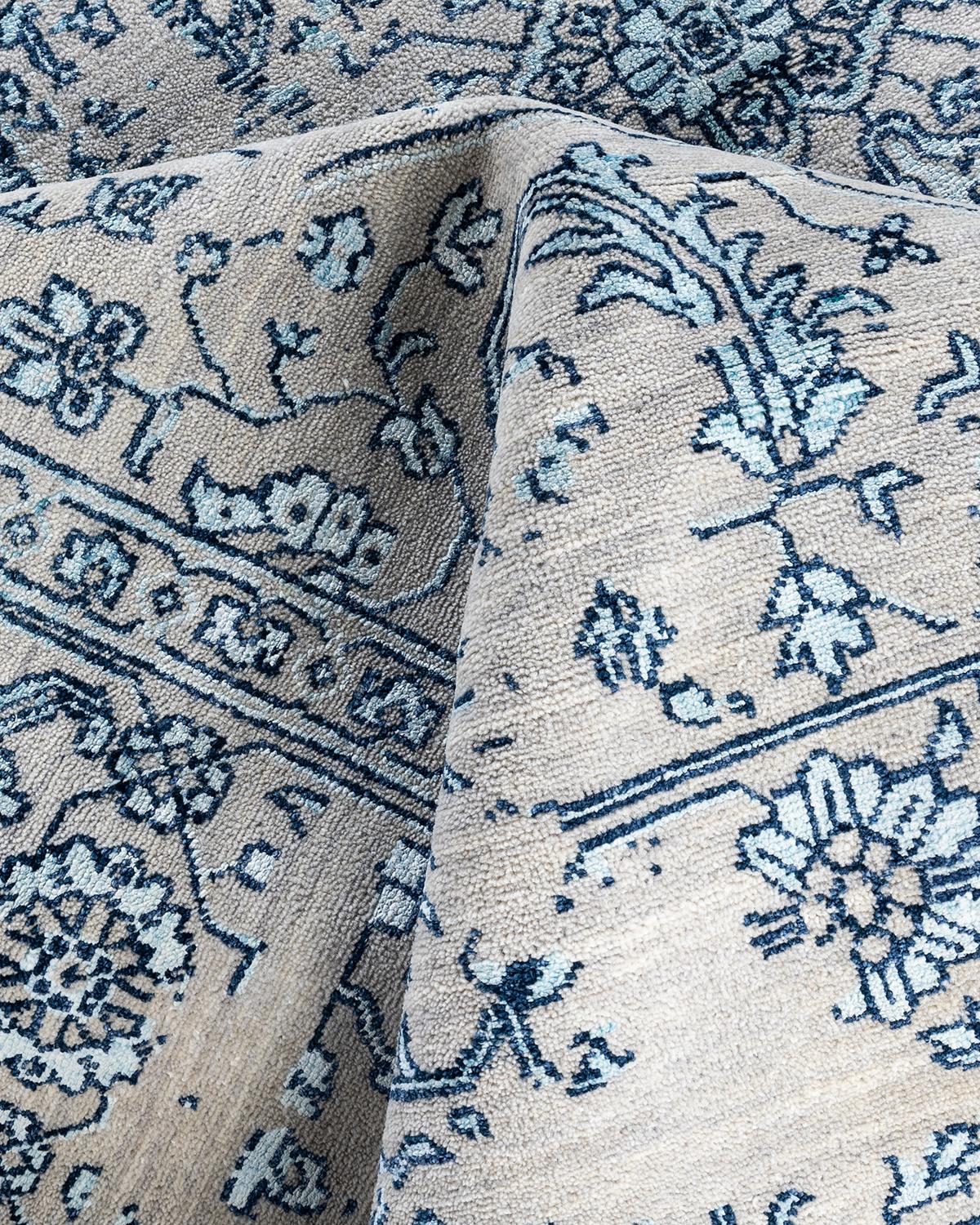 Traditioneller handgeknüpfter abstrakter Ikat-Teppich aus Seide und Wolle in Grau, 8' 2