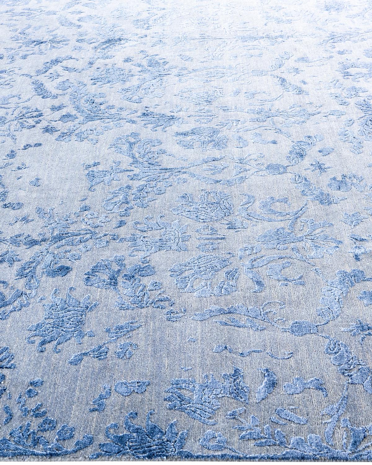 Traditioneller handgeknüpfter abstrakter Ikat-Teppich aus Seide und Wolle in Grau, 8' 2