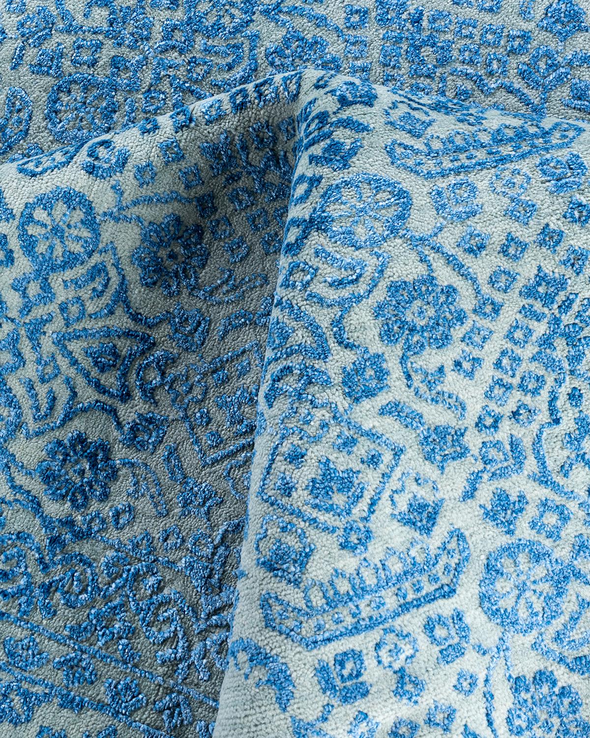Traditioneller handgeknüpfter abstrakter Ikat-Teppich aus Seide und Wolle in Violett aus Seide  8'0