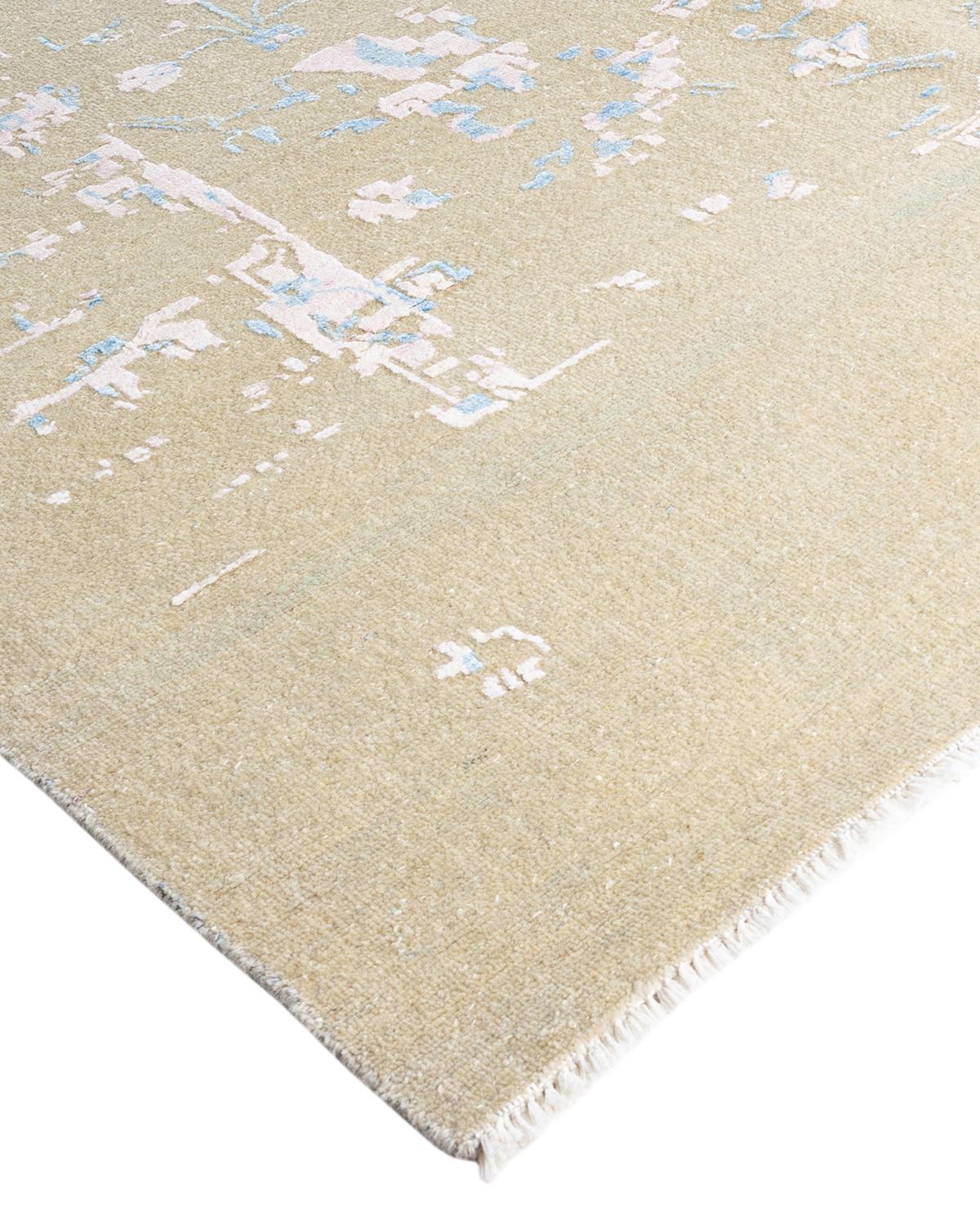 Les tapis kazakhs sont recherchés depuis des générations, leur esthétique unique étant une combinaison captivante d'histoire tribale et d'influence géographique. Les médaillons, les motifs allover et le dessin central, noués à la main de manière
