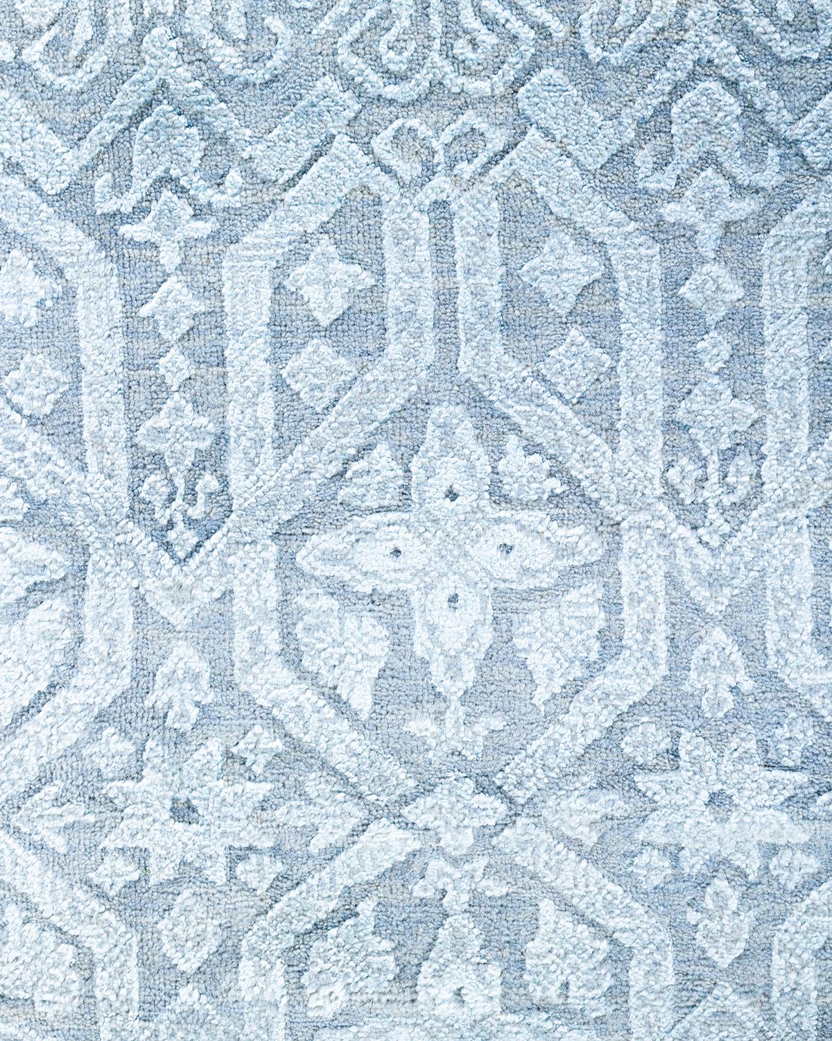Traditioneller handgeknüpfter, geblümter Ikat-Teppich aus Seide und Wolle in Grau, 8' 1