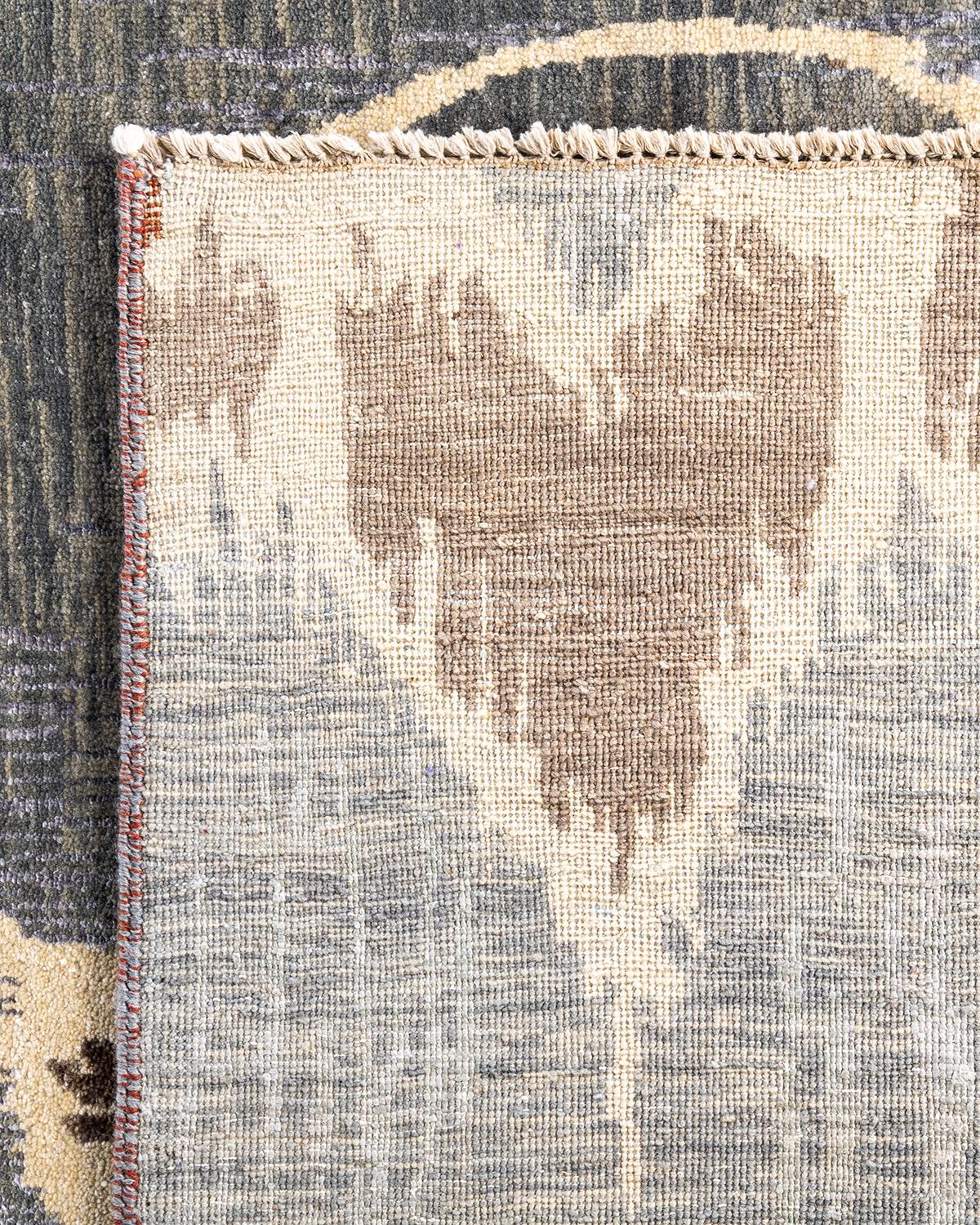 Tapis traditionnel Ikat gris en soie et laine à motifs floraux noués à la main 8' 3