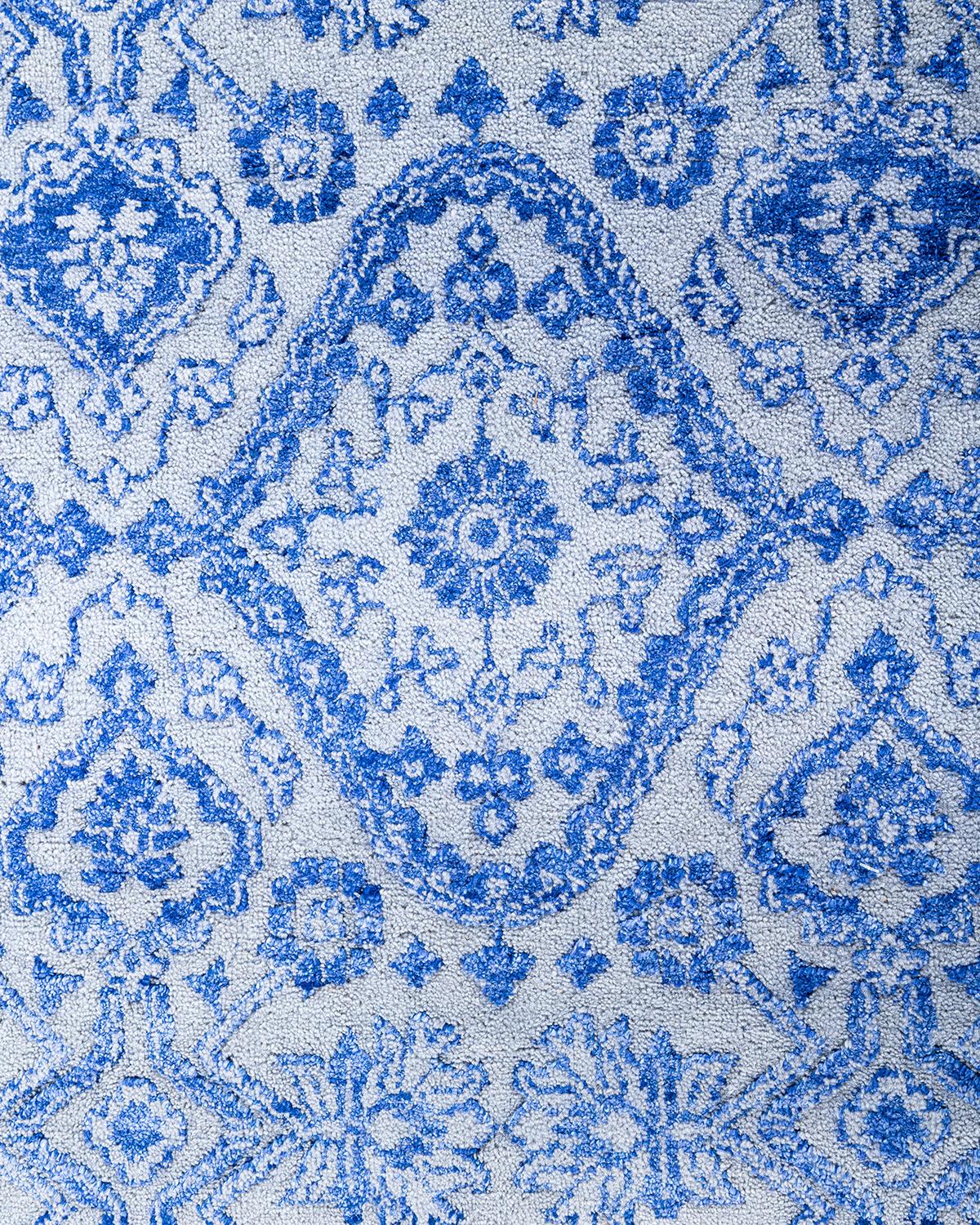 Traditioneller handgeknüpfter, geblümter Ikat-Teppich aus Seide und Wolle in Grau 9' 0