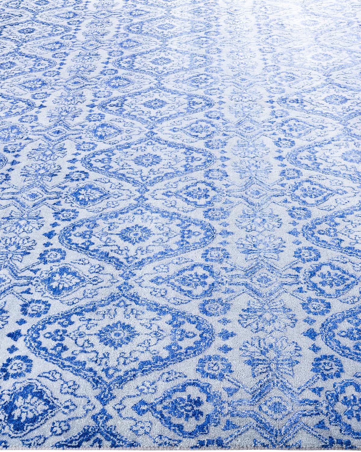Traditioneller handgeknüpfter, geblümter Ikat-Teppich aus Seide und Wolle in Grau 9' 0