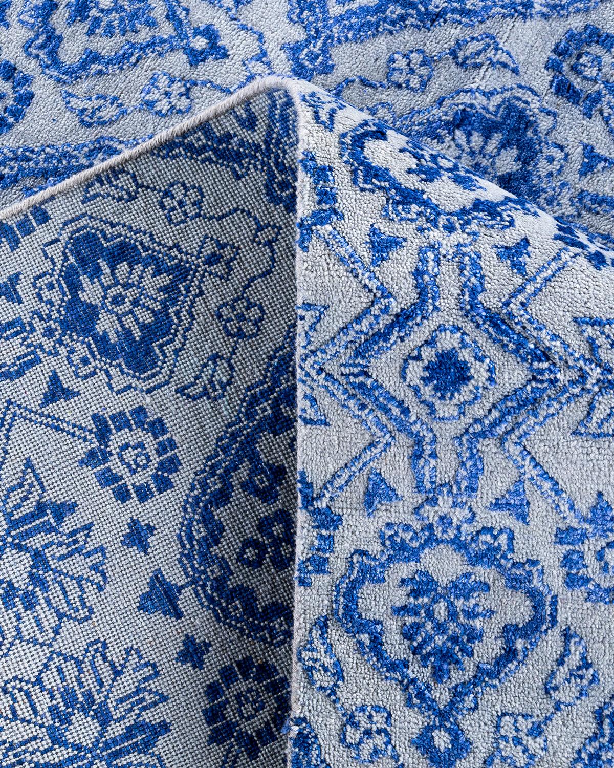 Traditioneller handgeknüpfter, geblümter Ikat-Teppich aus Seide und Wolle in Grau 9' 0