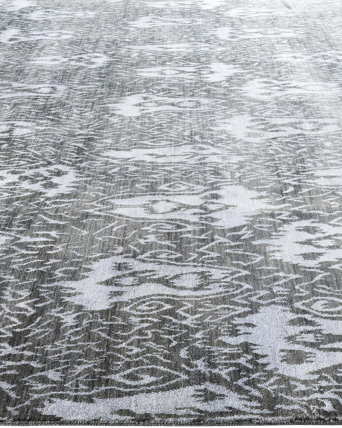 Traditioneller handgeknüpfter, geblümter Ikat-Teppich aus Seide und Wolle in Grau 9' 1