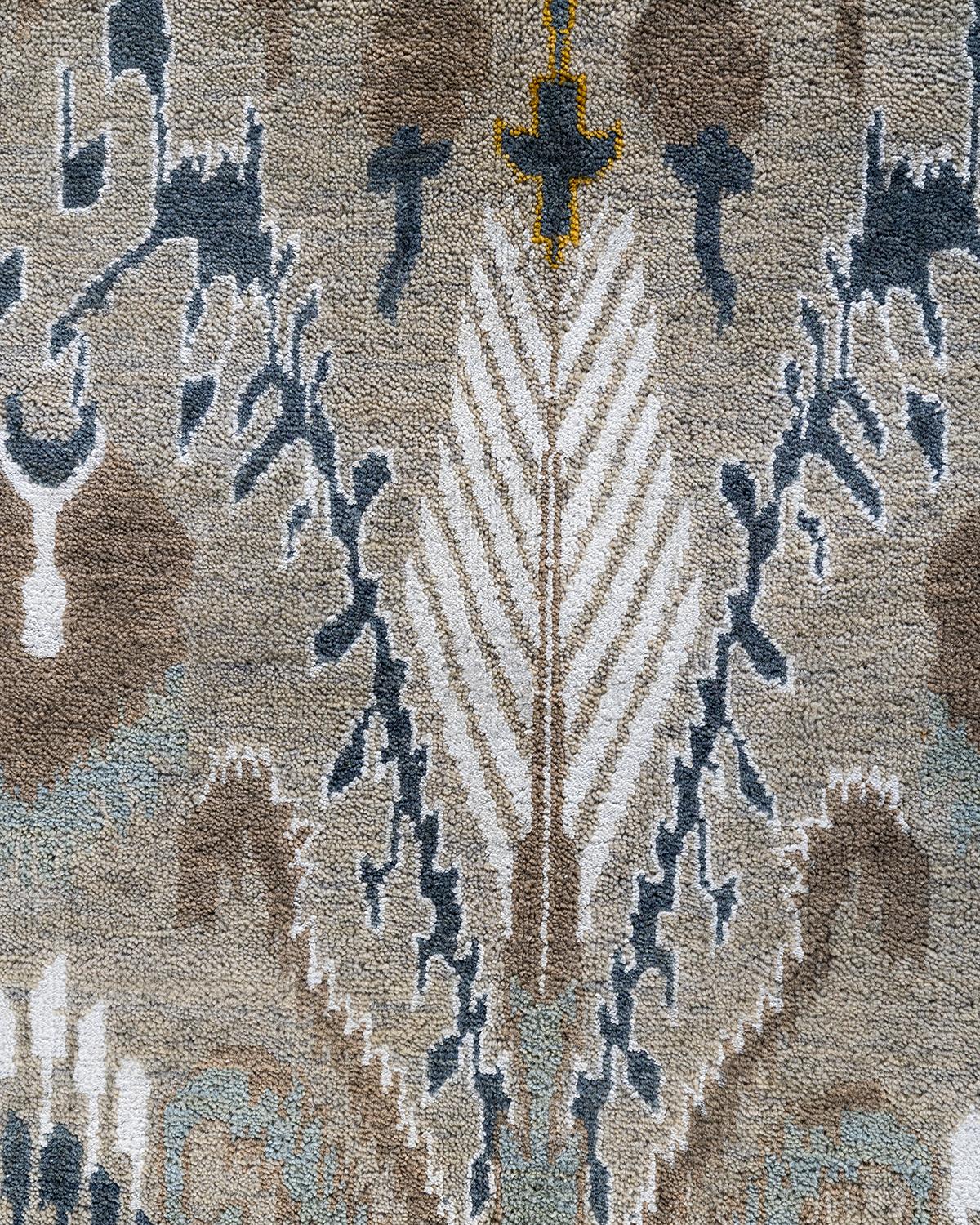 Traditioneller handgeknüpfter, geblümter Ikat-Teppich aus Seide und Wolle in Grau 9' 2