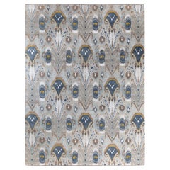 Traditioneller handgeknüpfter, geblümter Ikat-Teppich aus Seide und Wolle in Grau 9' 2" x 12' 3"