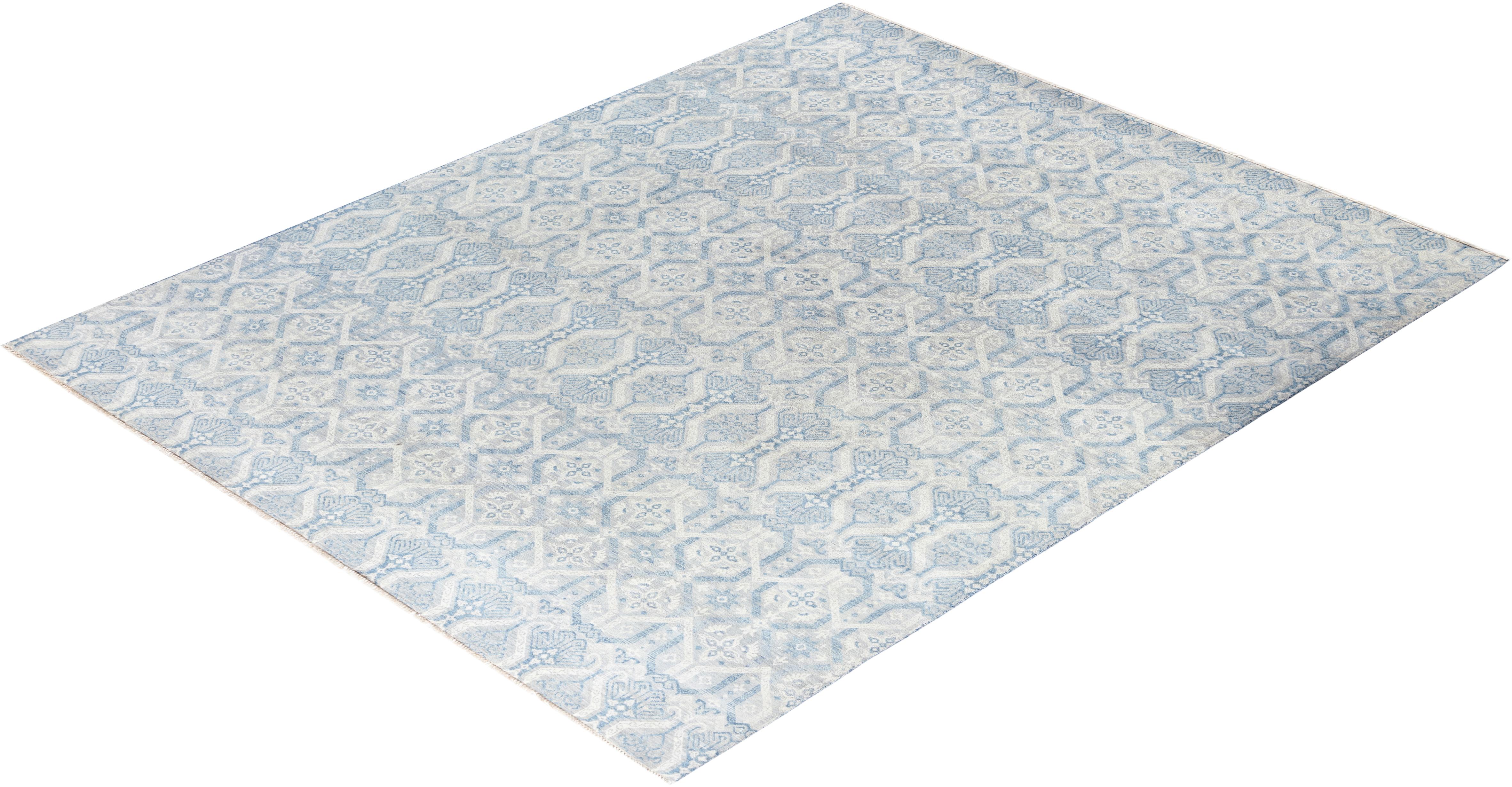 Traditioneller handgeknüpfter, grauer Ikat-Teppich aus geblümter Wolle 8' 2