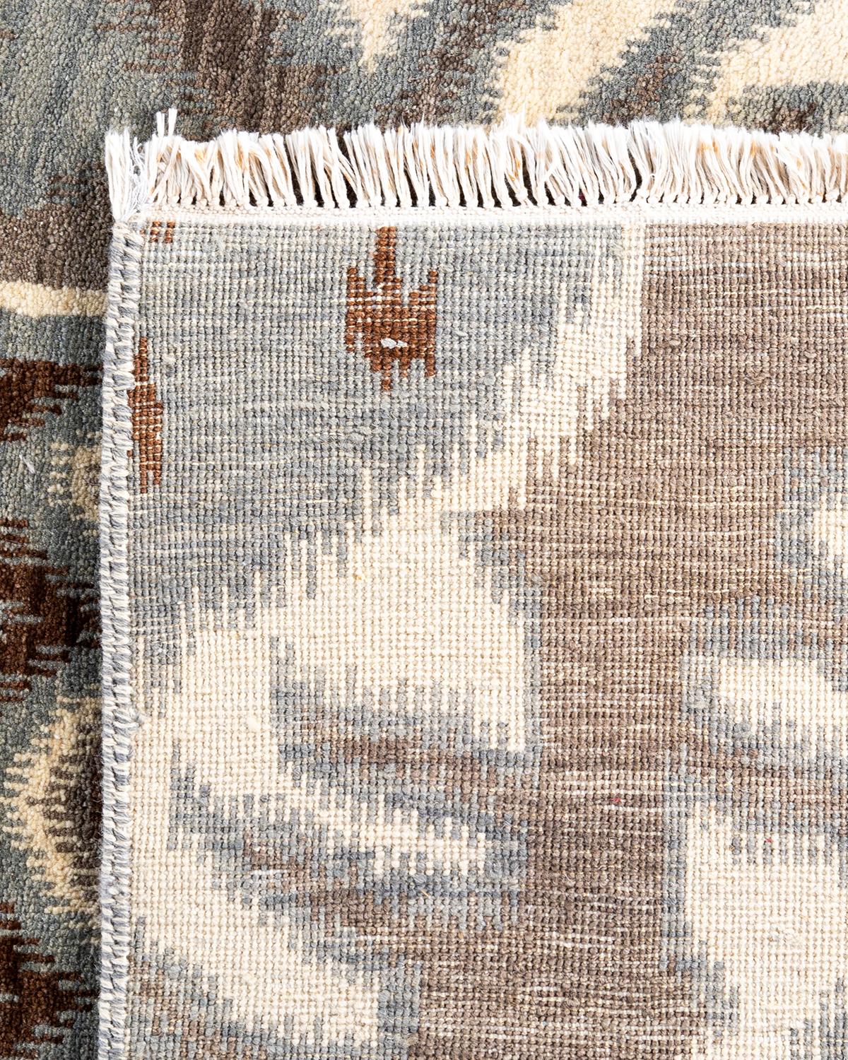 Traditioneller handgeknüpfter, grauer Ikat-Teppich aus geblümter Wolle 9' 1