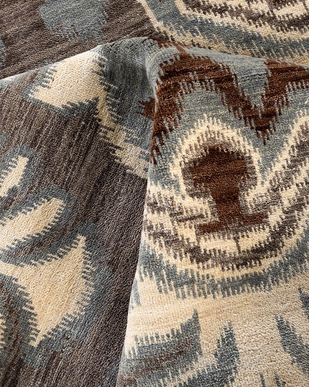 Traditioneller handgeknüpfter, grauer Ikat-Teppich aus geblümter Wolle 9' 1