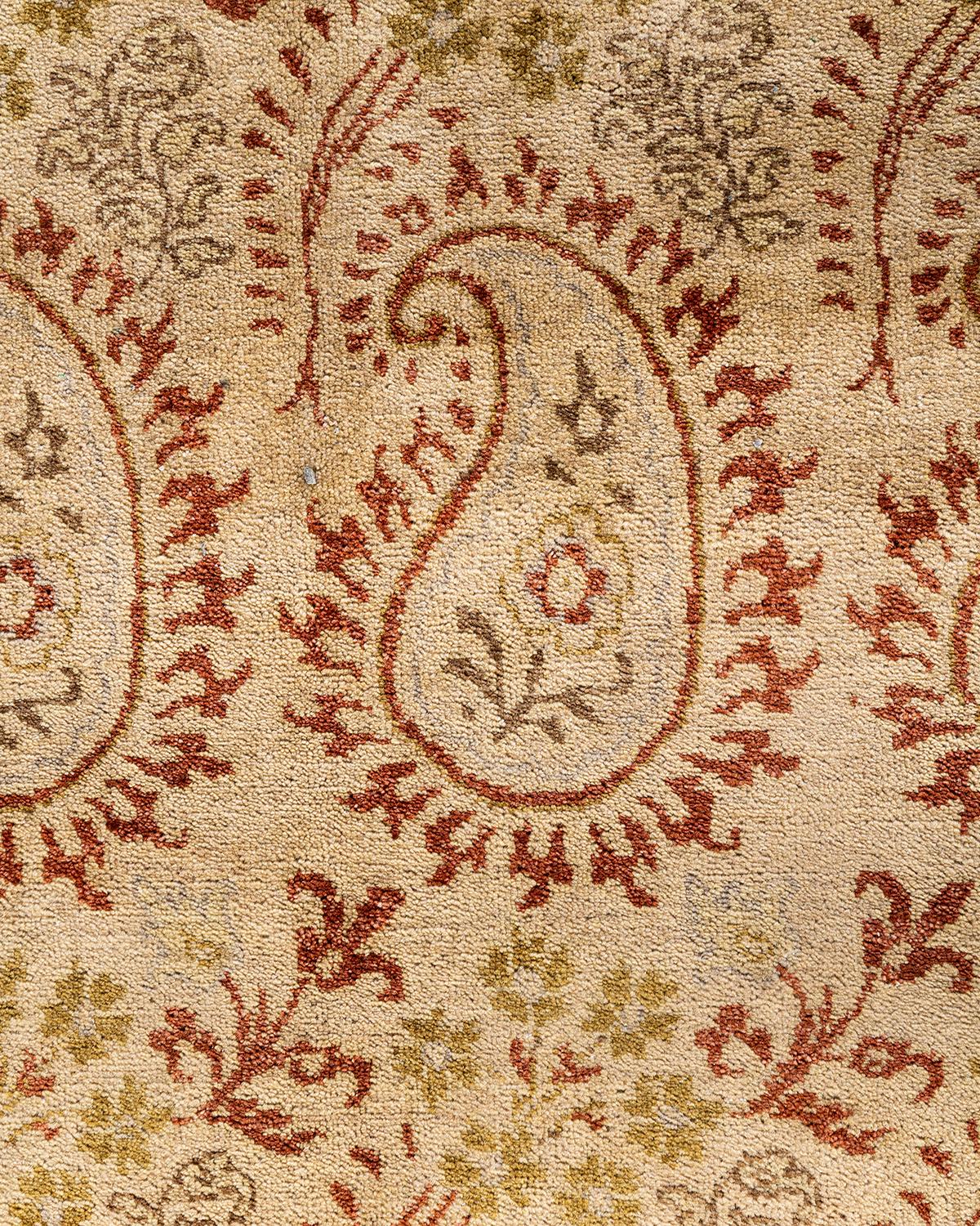 Traditioneller handgeknüpfter, geblümter Ikat-Teppich aus Wolle in Rost 9' 0