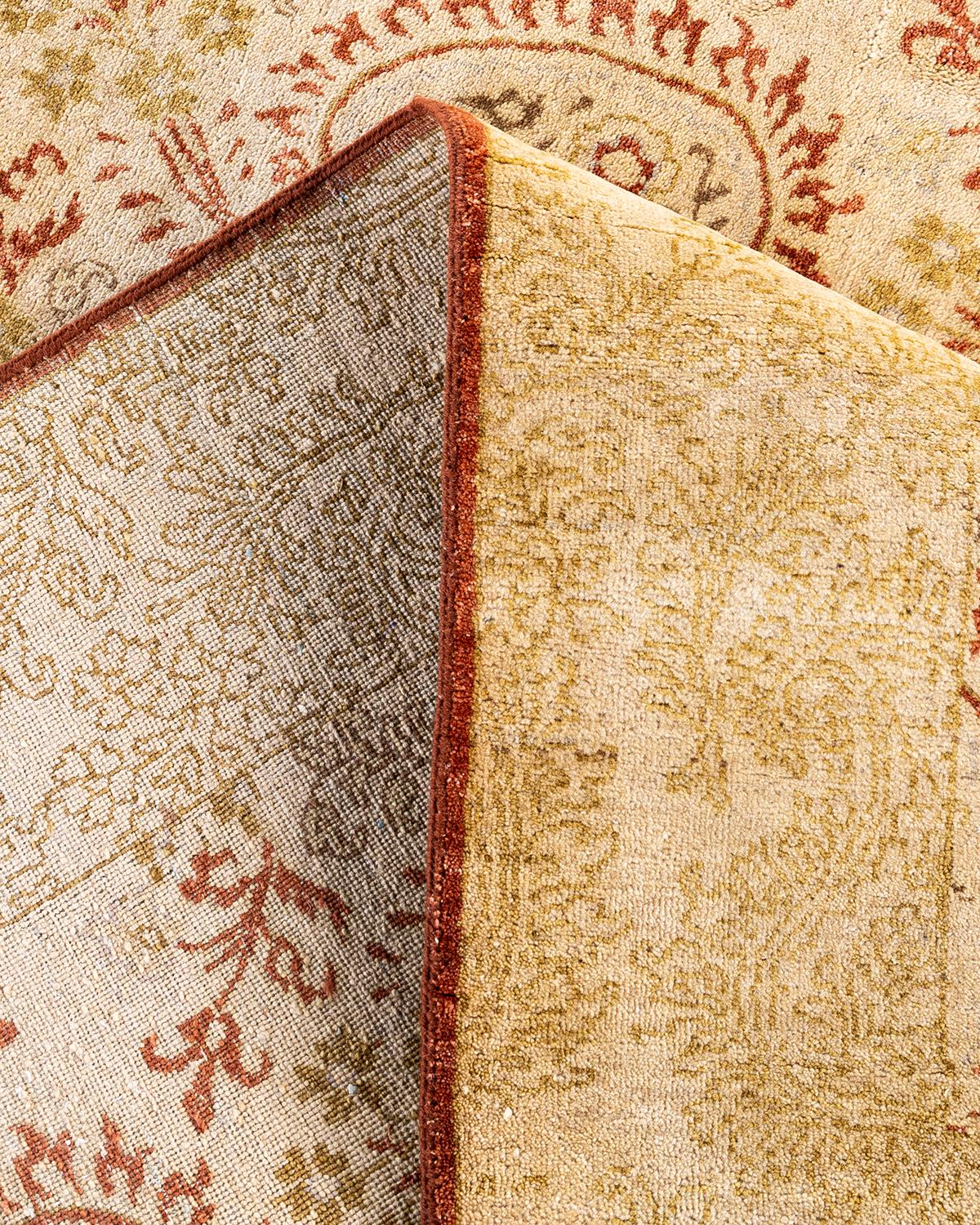 Traditioneller handgeknüpfter, geblümter Ikat-Teppich aus Wolle in Rost 9' 0