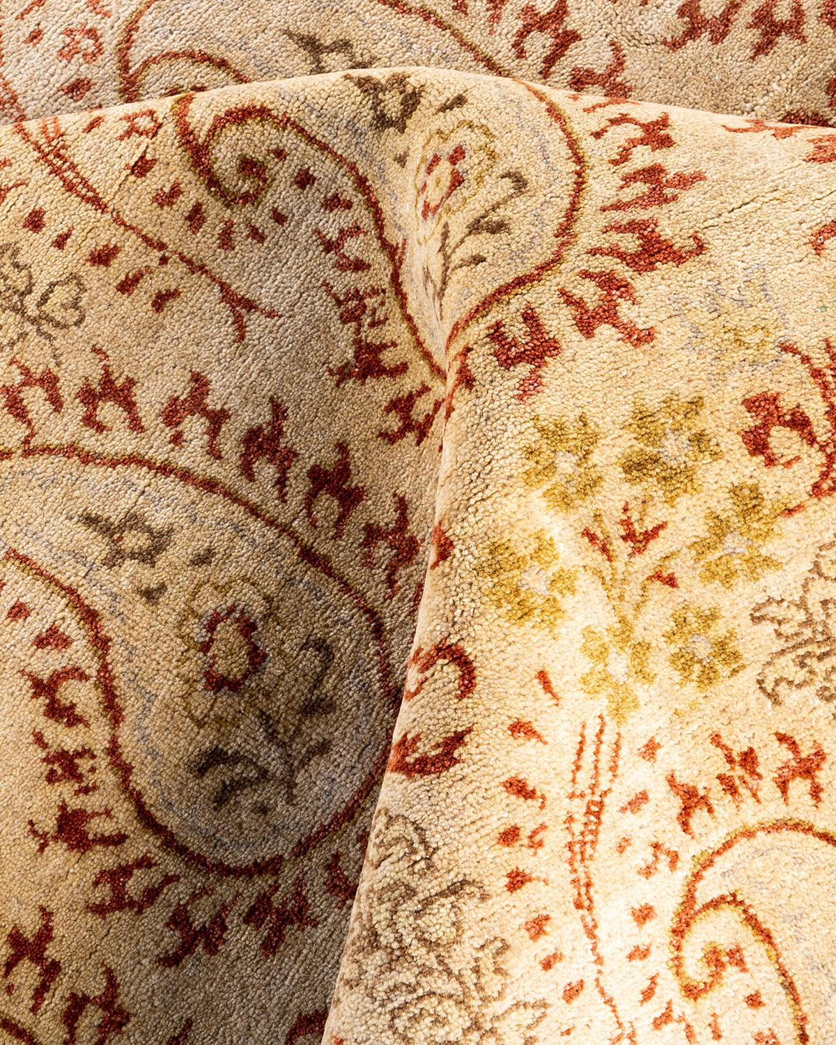Traditioneller handgeknüpfter, geblümter Ikat-Teppich aus Wolle in Rost 9' 0