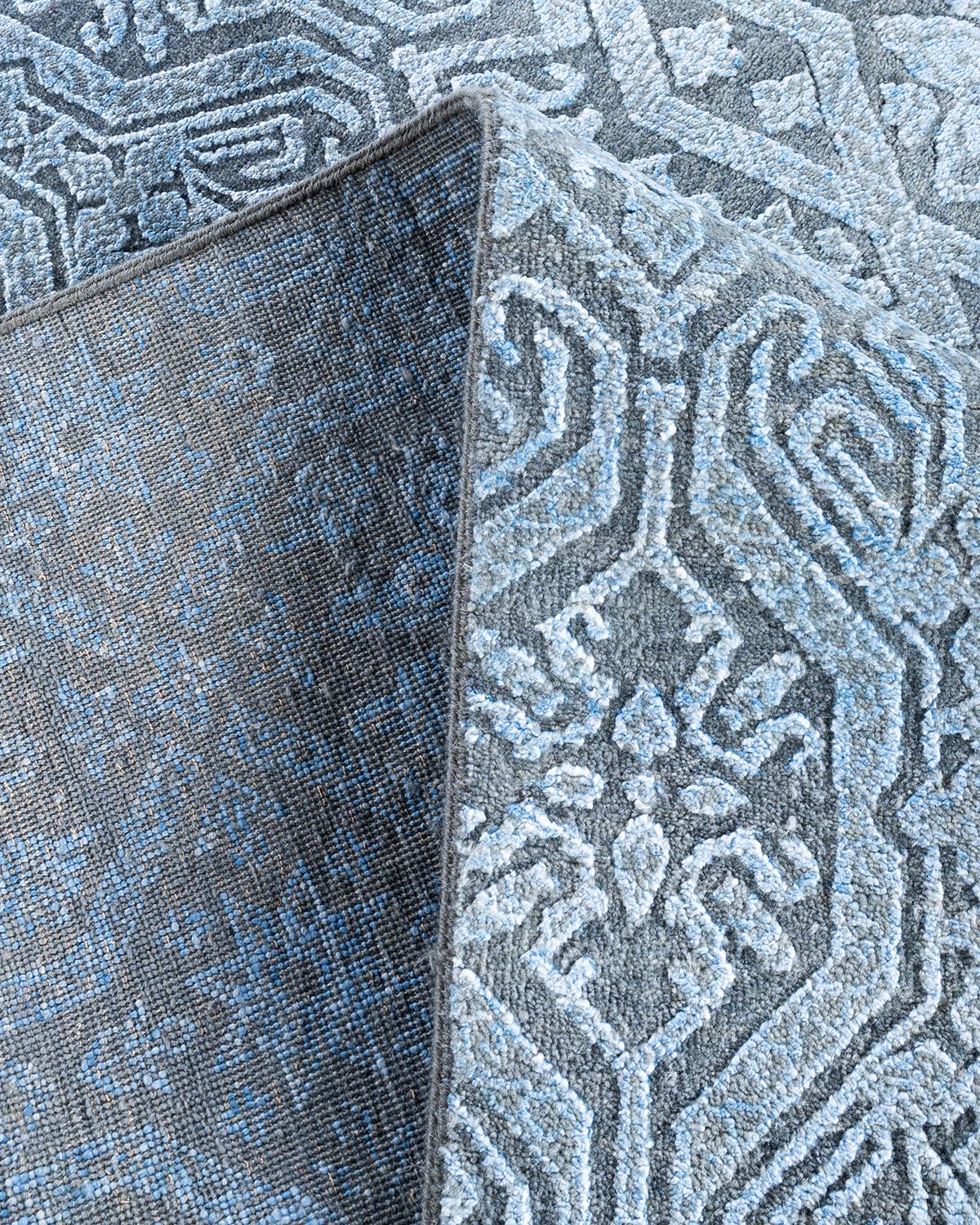 Traditioneller handgeknüpfter geometrischer Ikat-Teppich aus Seide und Wolle in Grau 7' 10
