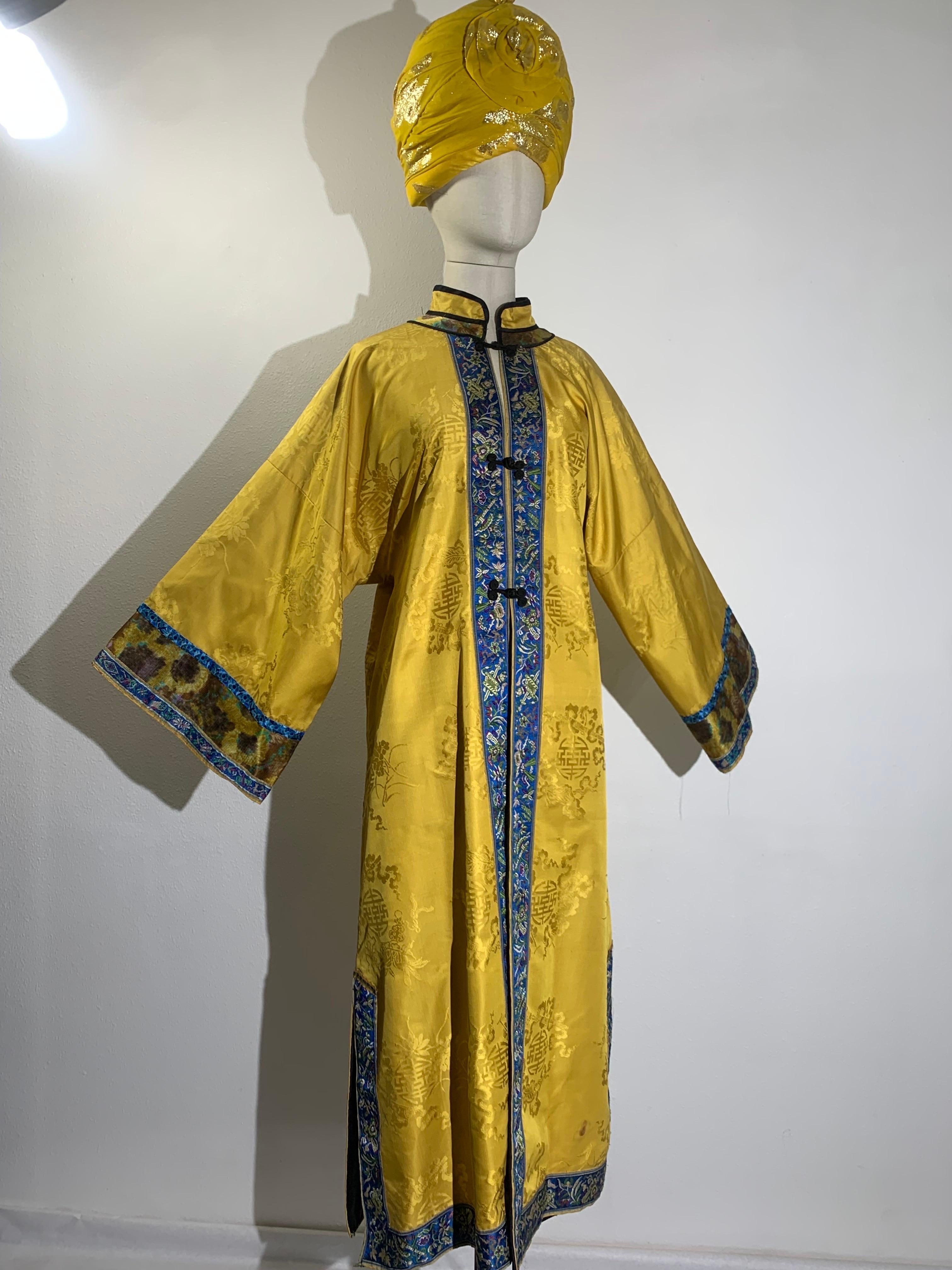 Traditional Imperial Yellow Embroidered Chinese Summer Robe w Blue Banding For Sale 1