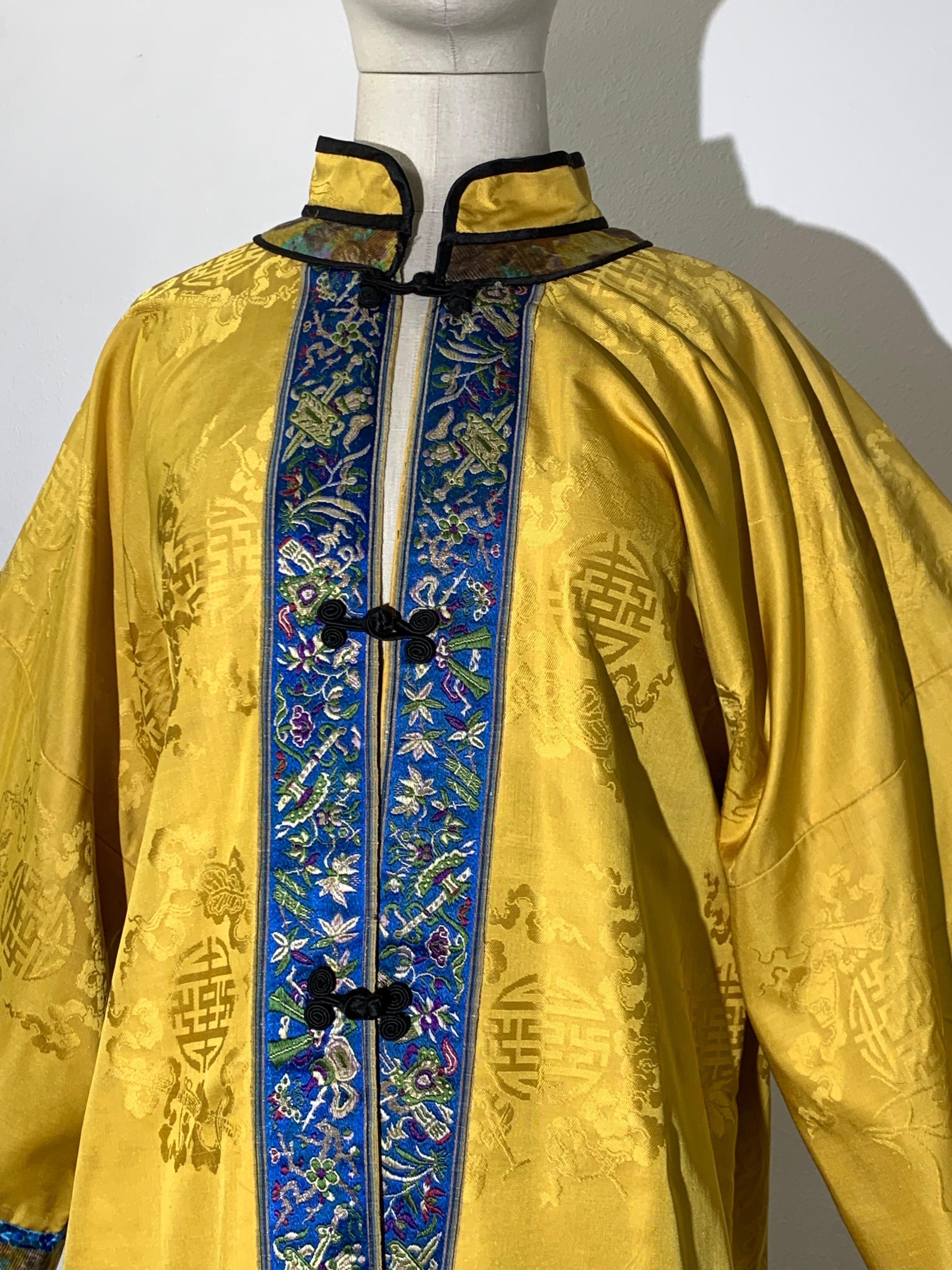 Traditional Imperial Yellow Embroidered Chinese Summer Robe w Blue Banding For Sale 5
