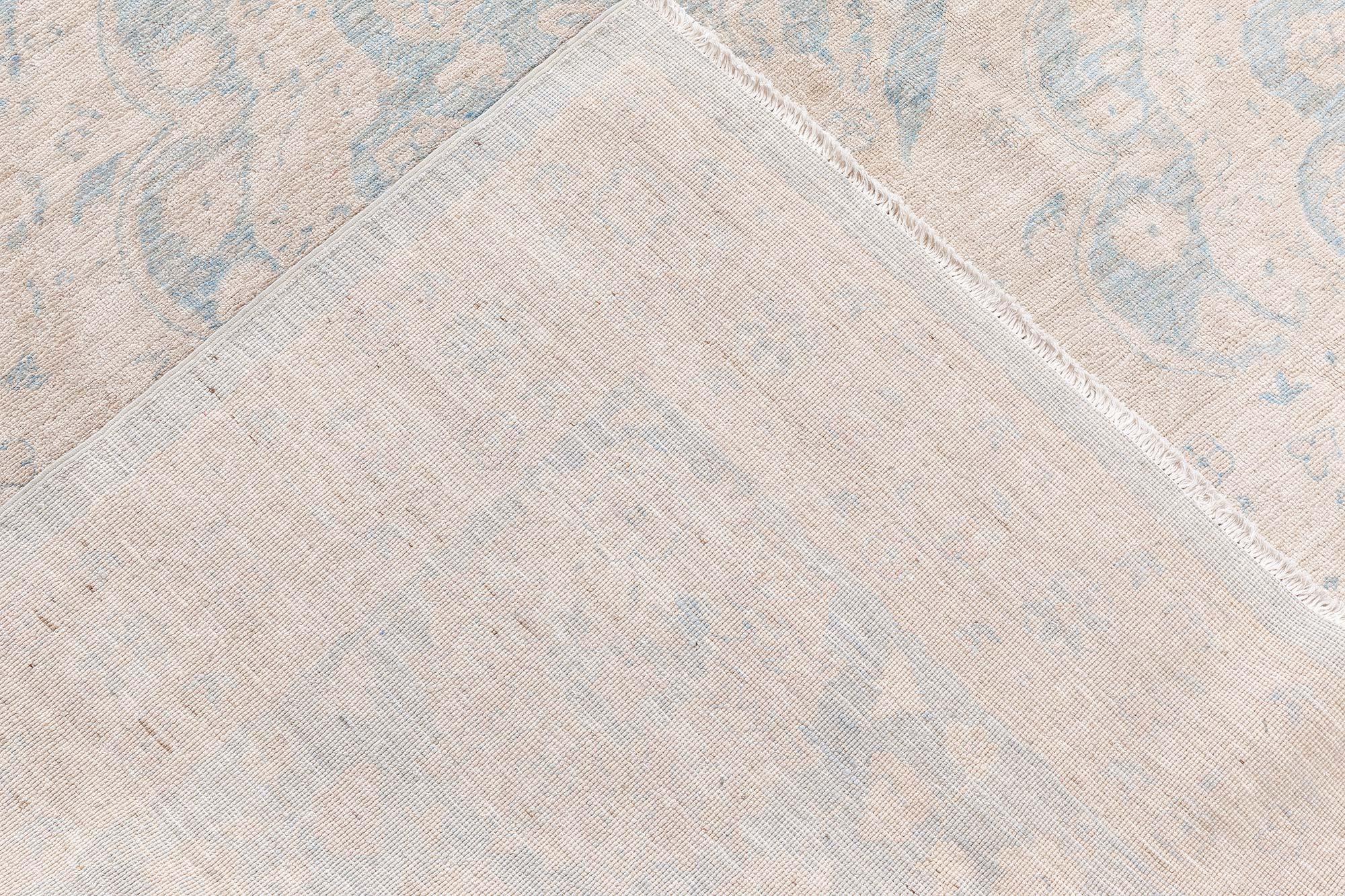 Traditional Inspired Rug by Doris Leslie Blau For Sale 6