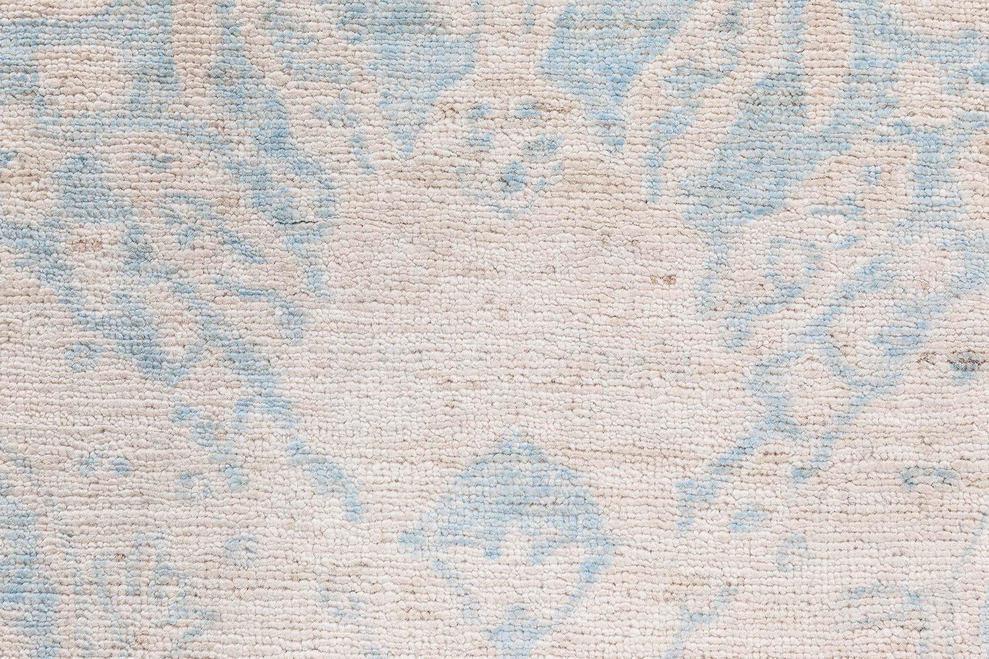Traditional Inspired Rug by Doris Leslie Blau For Sale 2