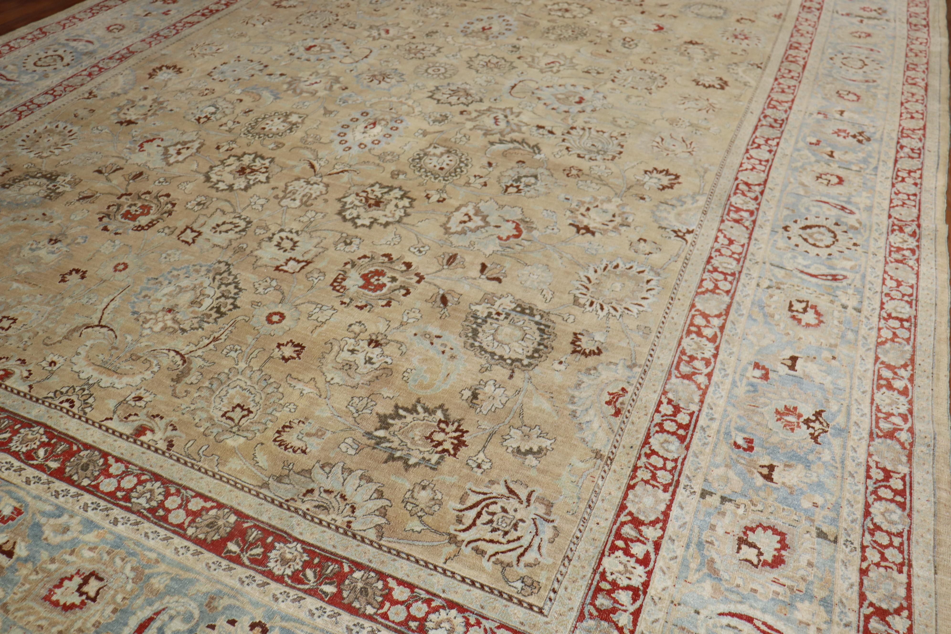 Traditional Khaki Icy Blue Rust Antique Persian Meshed Rug, 20th Century For Sale 7