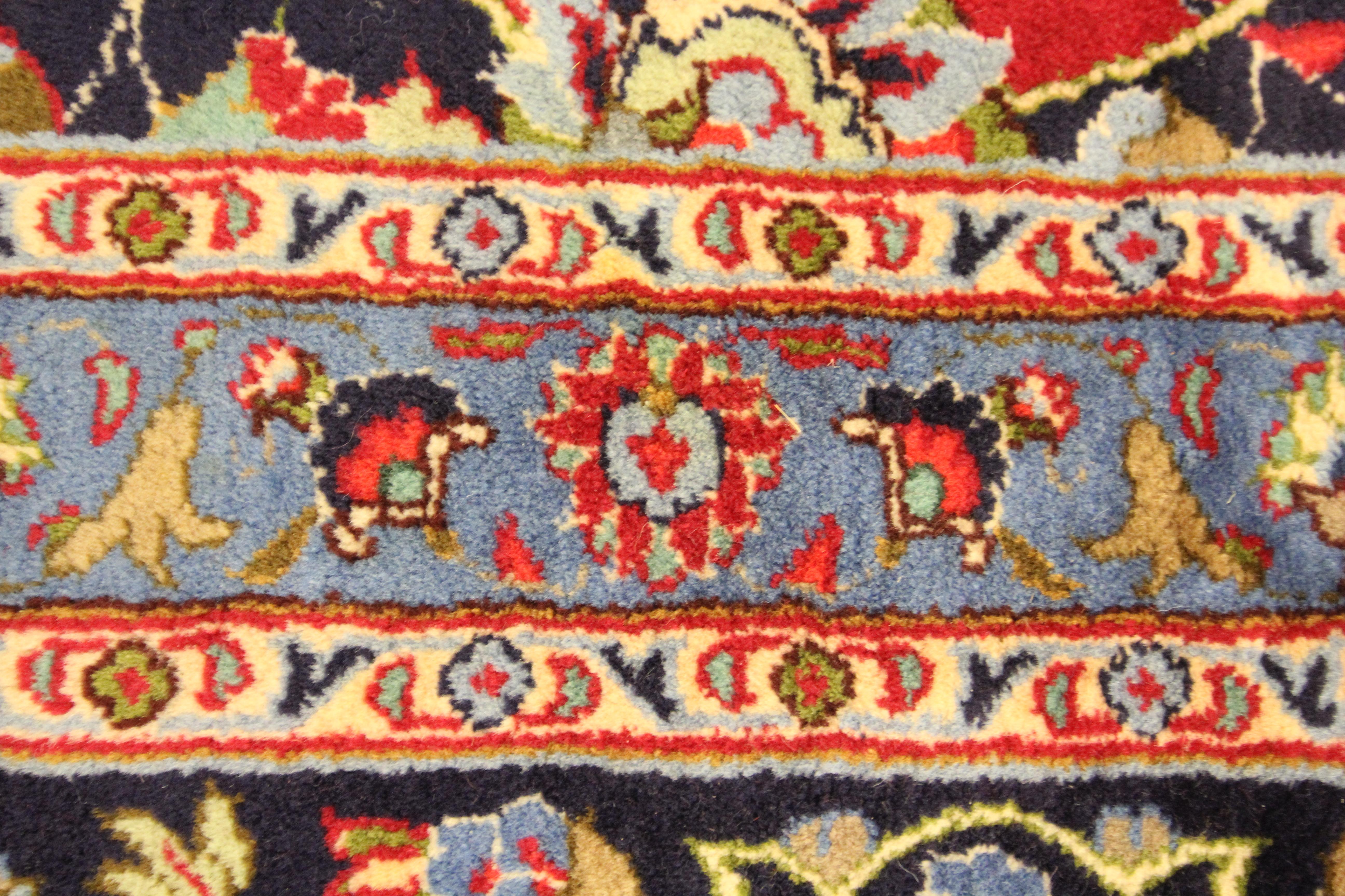 Traditional Large Carpet Red Vintage Rug Handwoven Living Room Rug For Sale 3