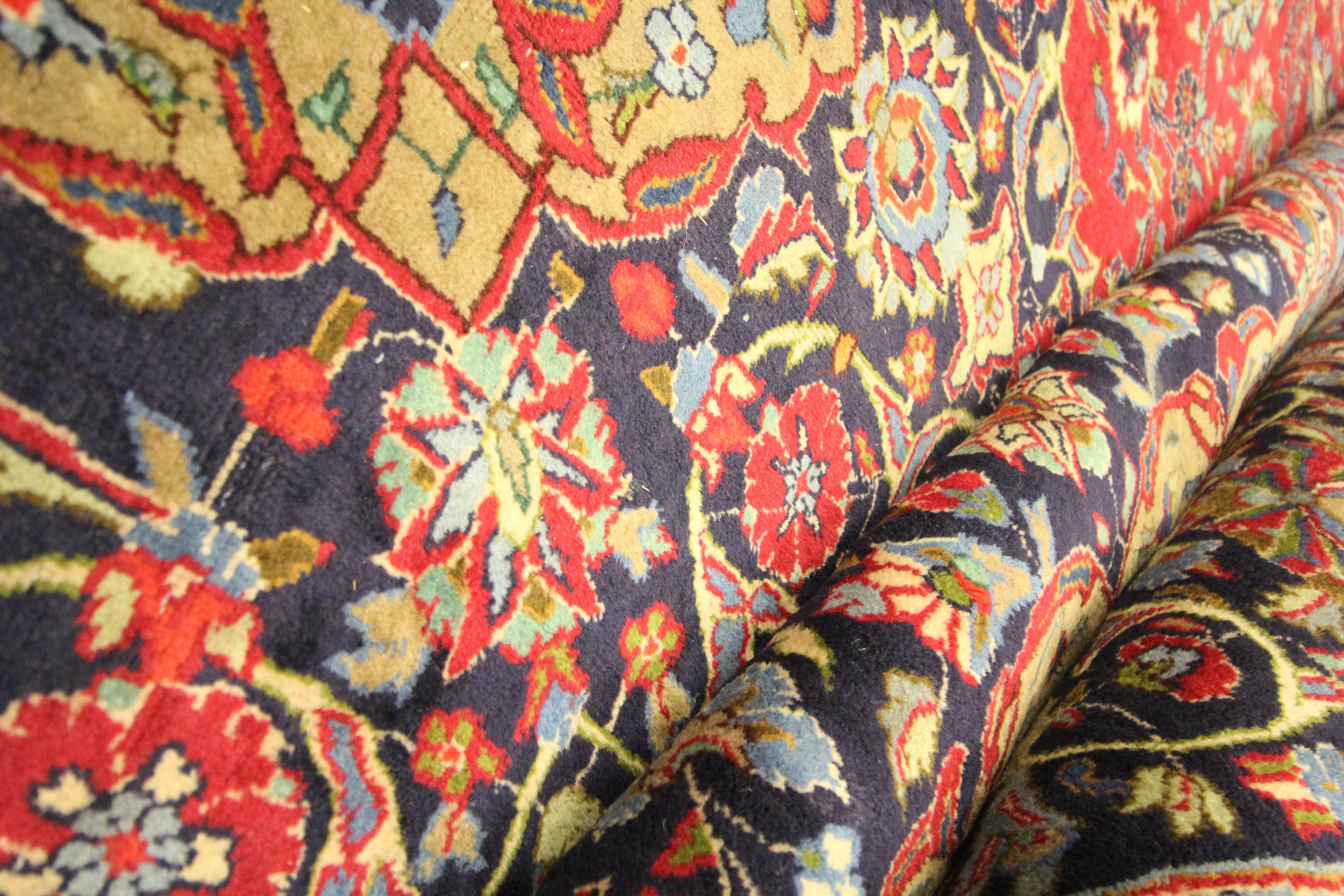 Traditional Large Carpet Red Vintage Rug Handwoven Living Room Rug For Sale 7