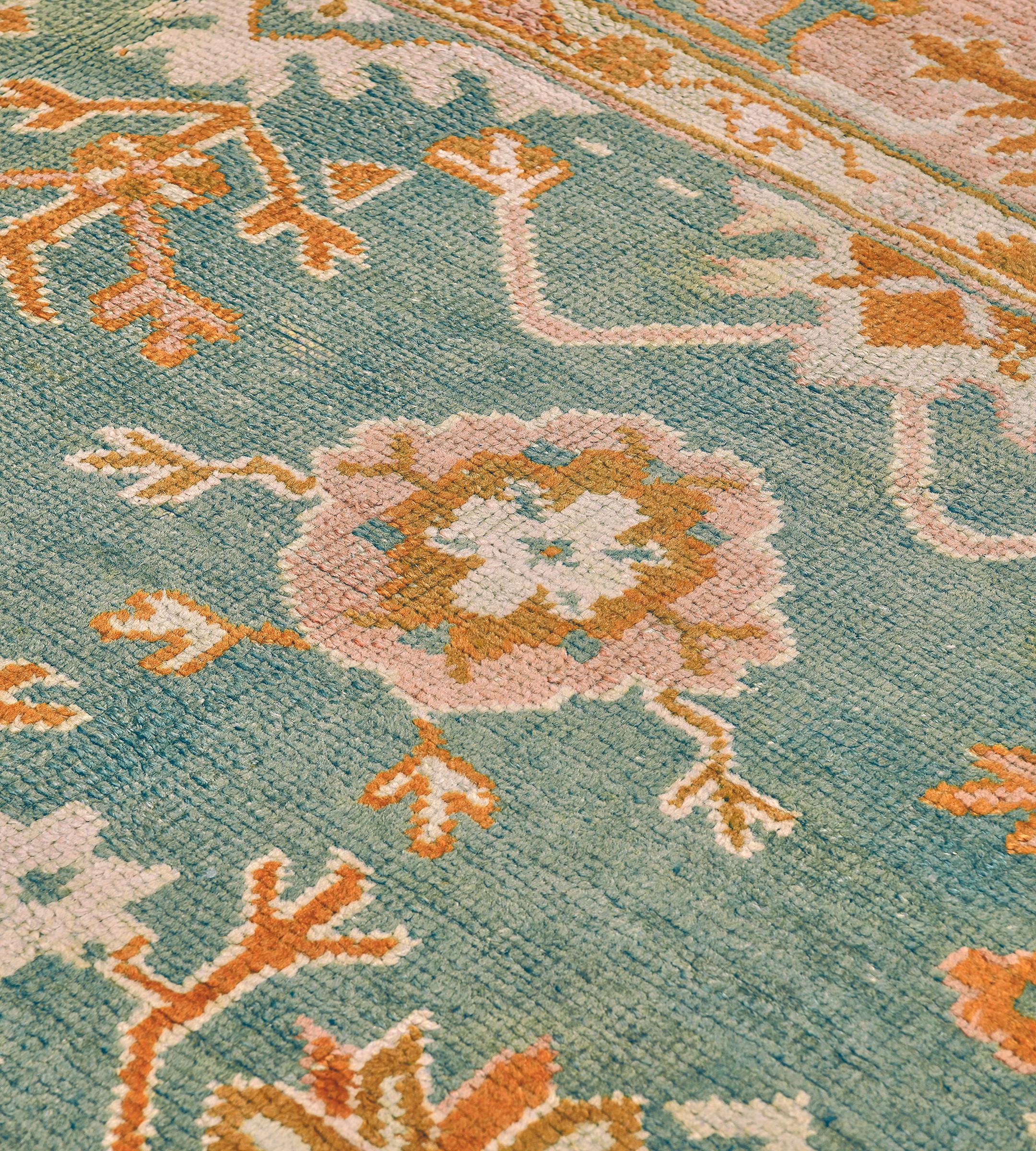 Traditional Late 19th Century Floral Teal Oushak Rug from West Anatolia In Good Condition For Sale In West Hollywood, CA