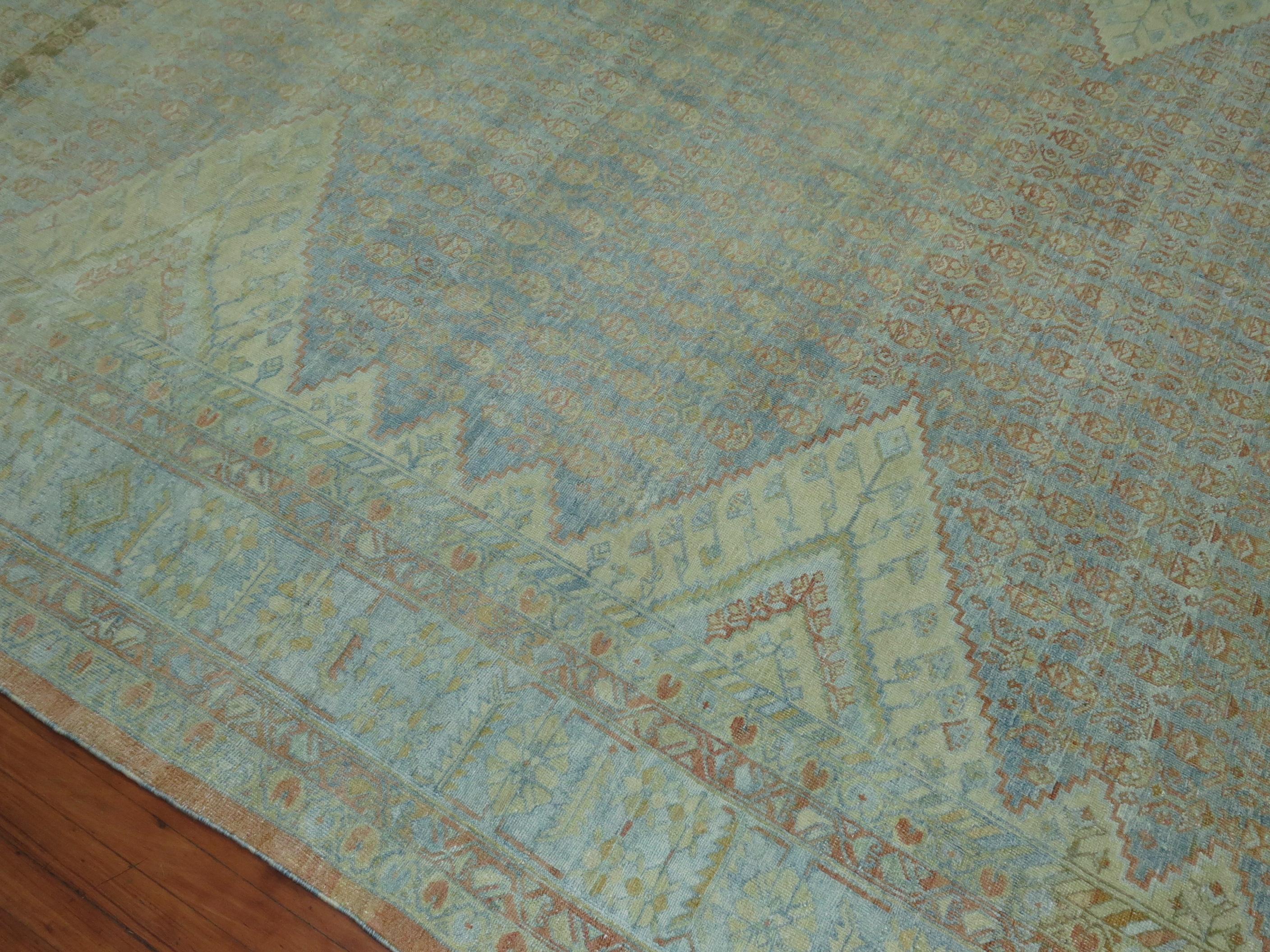 Traditional Light Blue Room Size Antique Persian Mahal Rug, Early 20th Century In Good Condition In New York, NY
