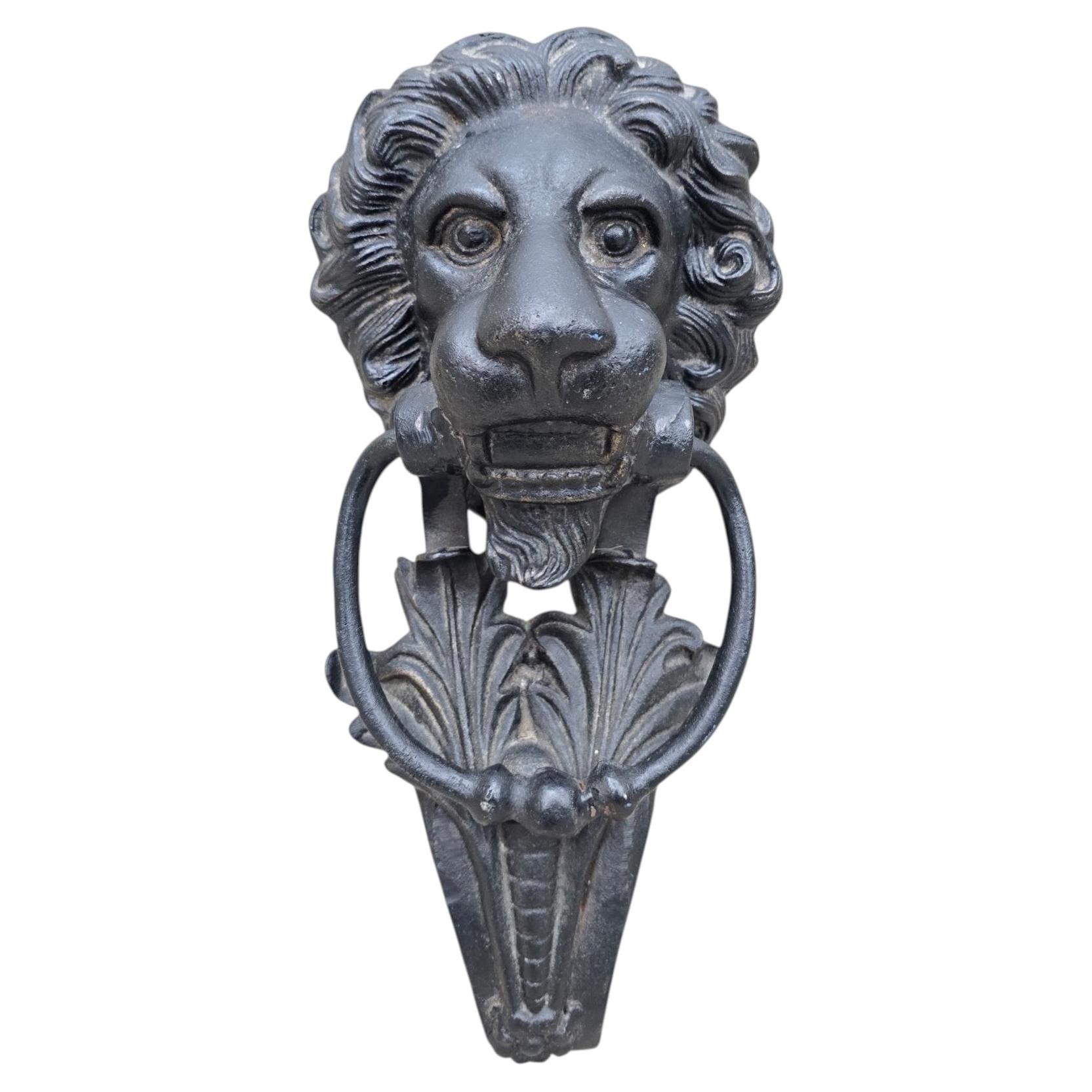 Traditional Lion Head Door Knocker in Cast Iron