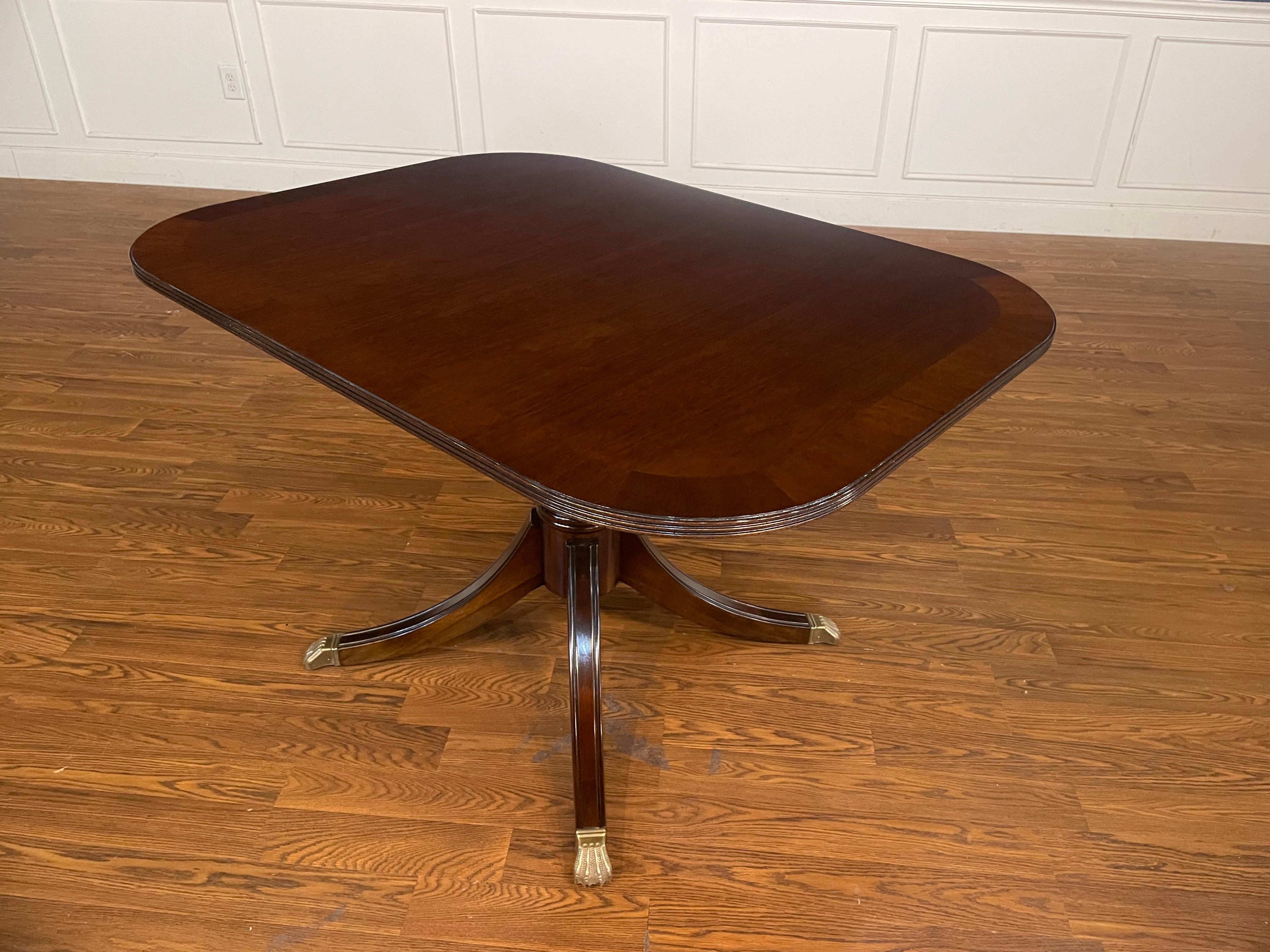 Traditional Mahogany Breakfast Table by Leighton Hall For Sale 1