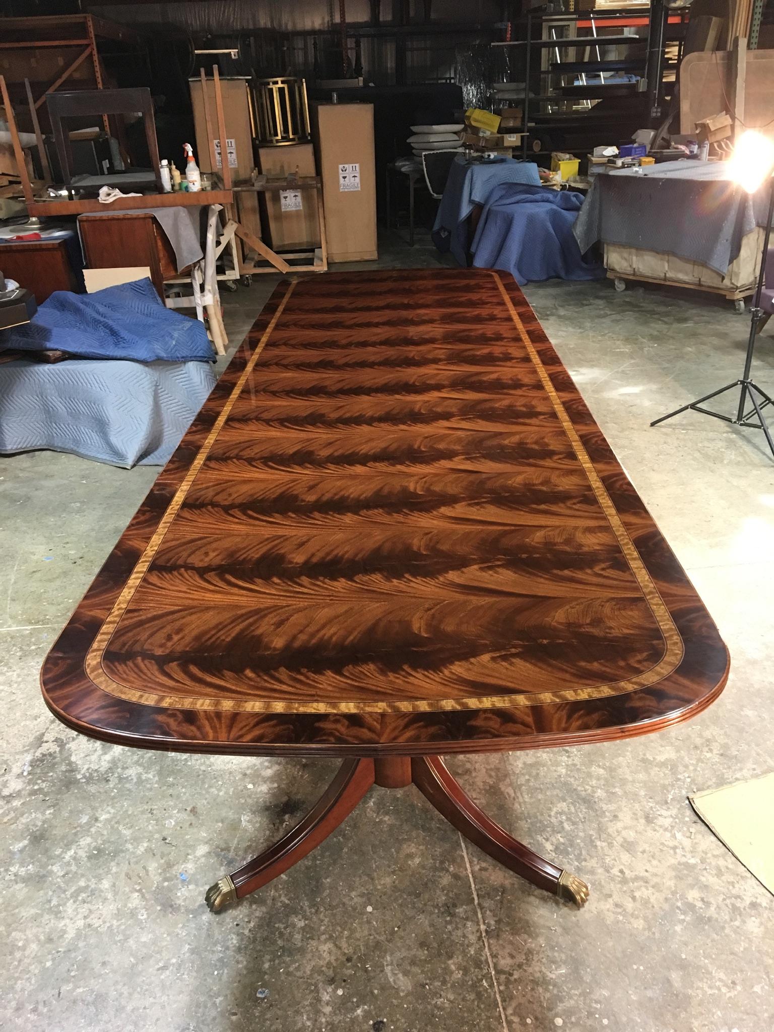 Traditional Mahogany Georgian Style Banquet Dining Table by Leighton Hall For Sale 2