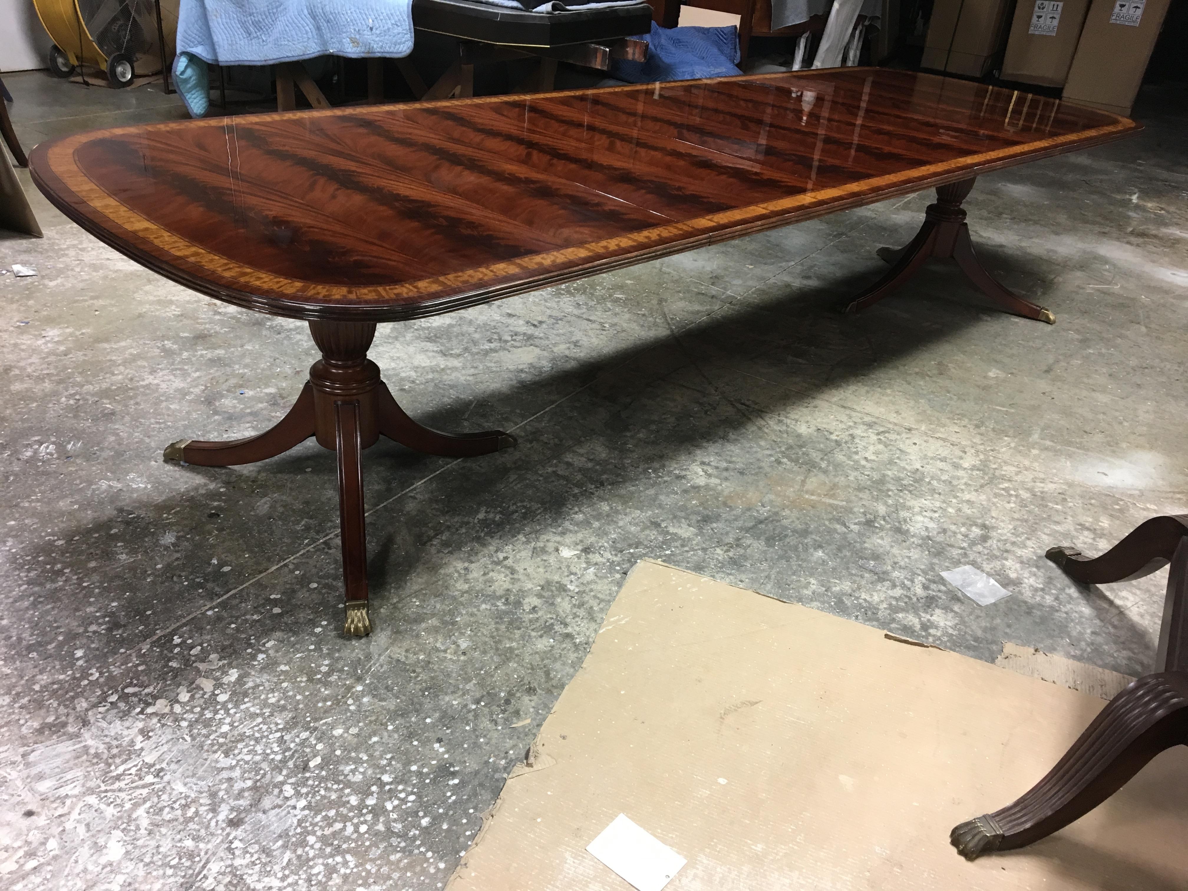 Traditional Mahogany Georgian Style Dining Table by Leighton Hall 6