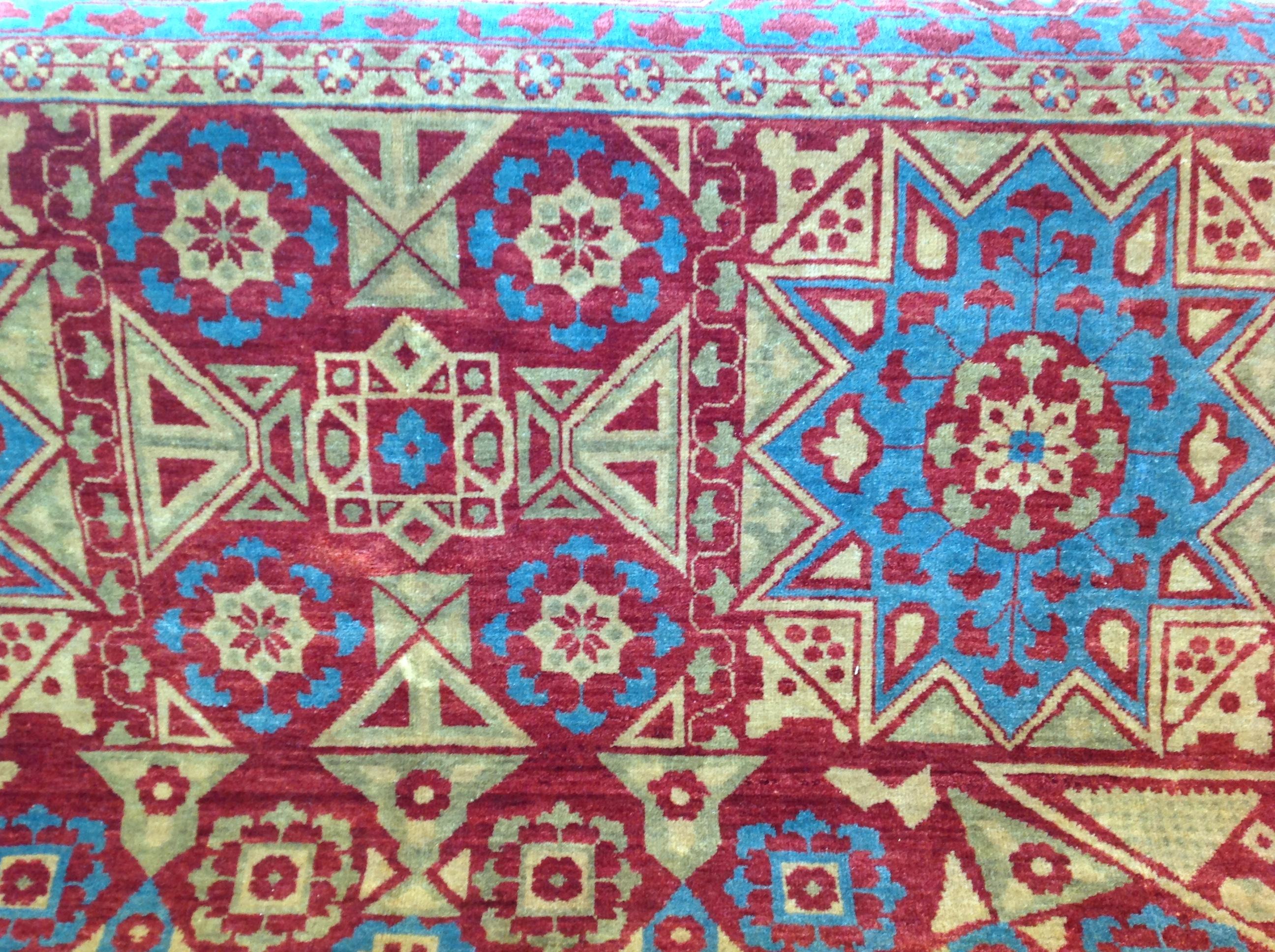 Hand-Knotted Traditional Mamluk Design Area Rug For Sale