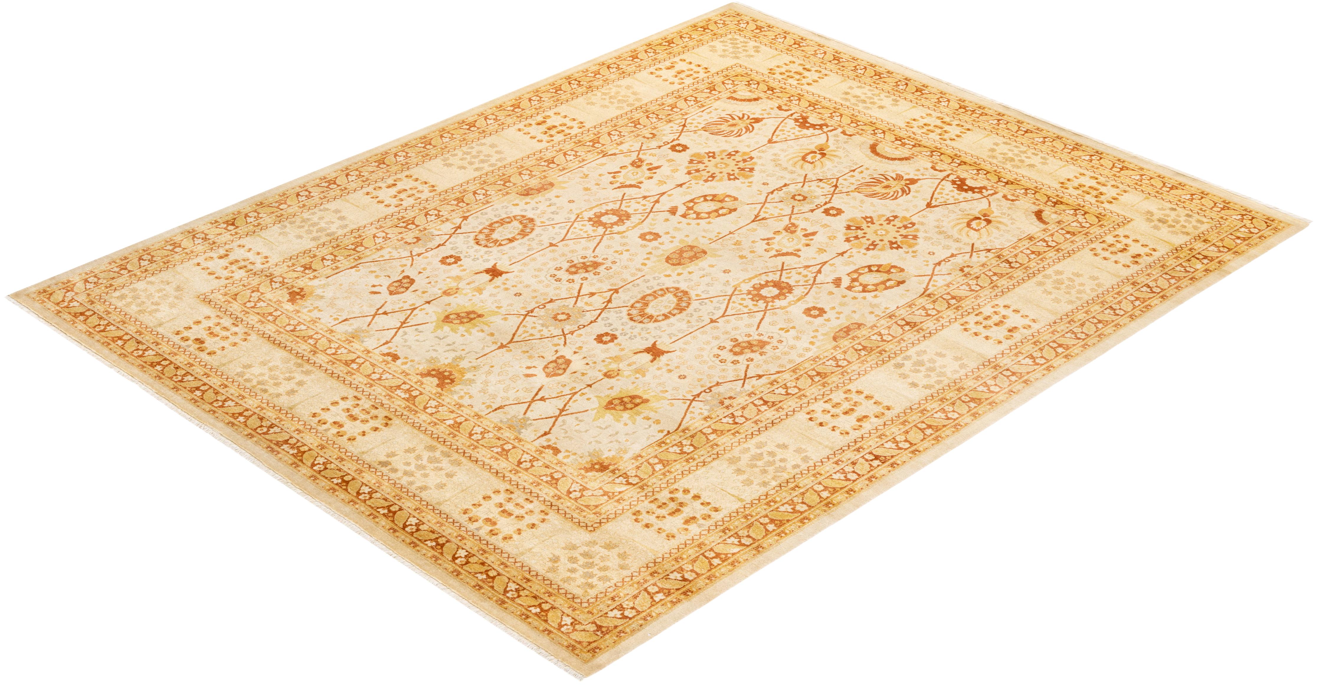 Traditional Mogul Hand Knotted Wool Ivory Area Rug For Sale 3