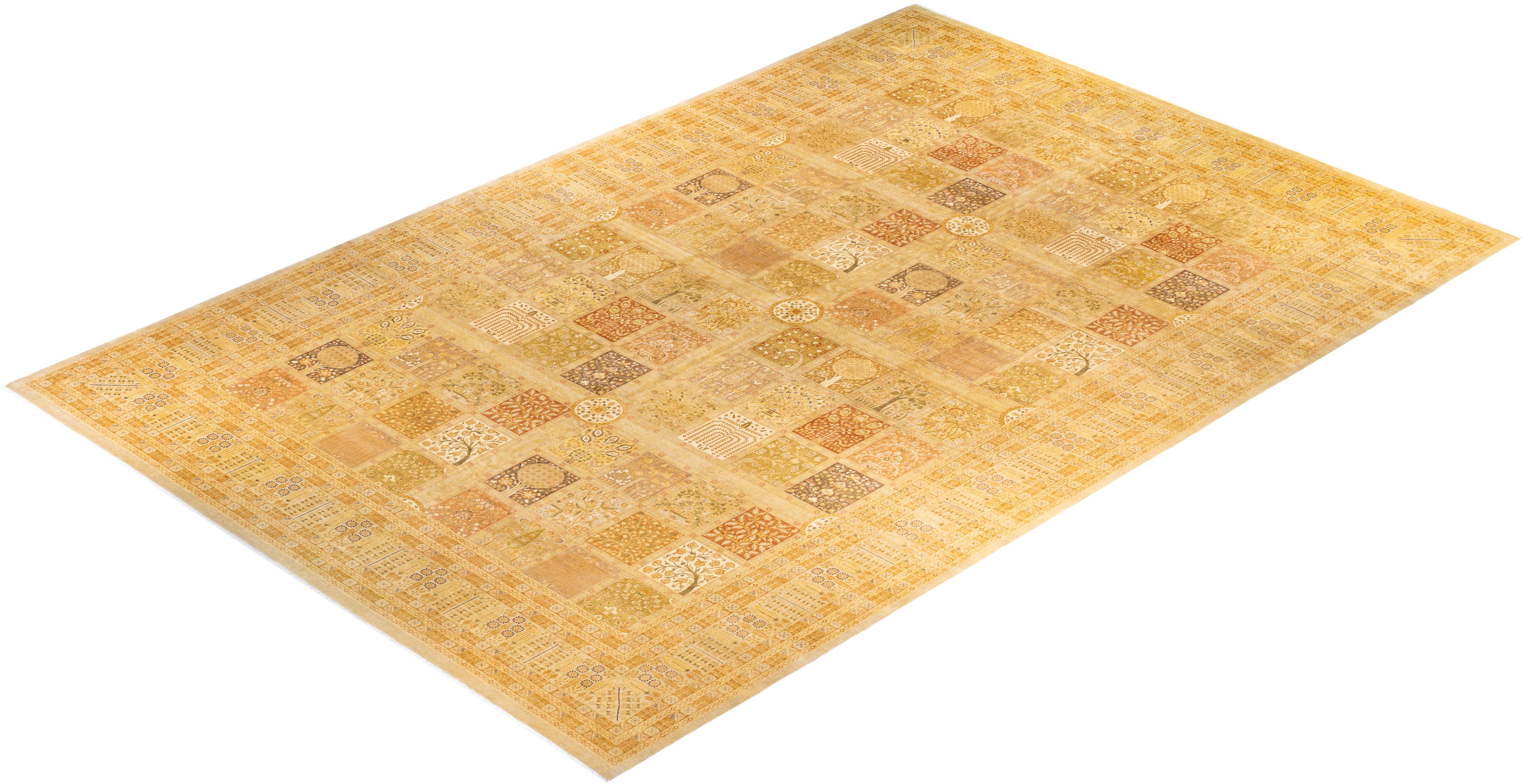 Traditional Mogul Hand Knotted Wool Ivory Area Rug  For Sale 3