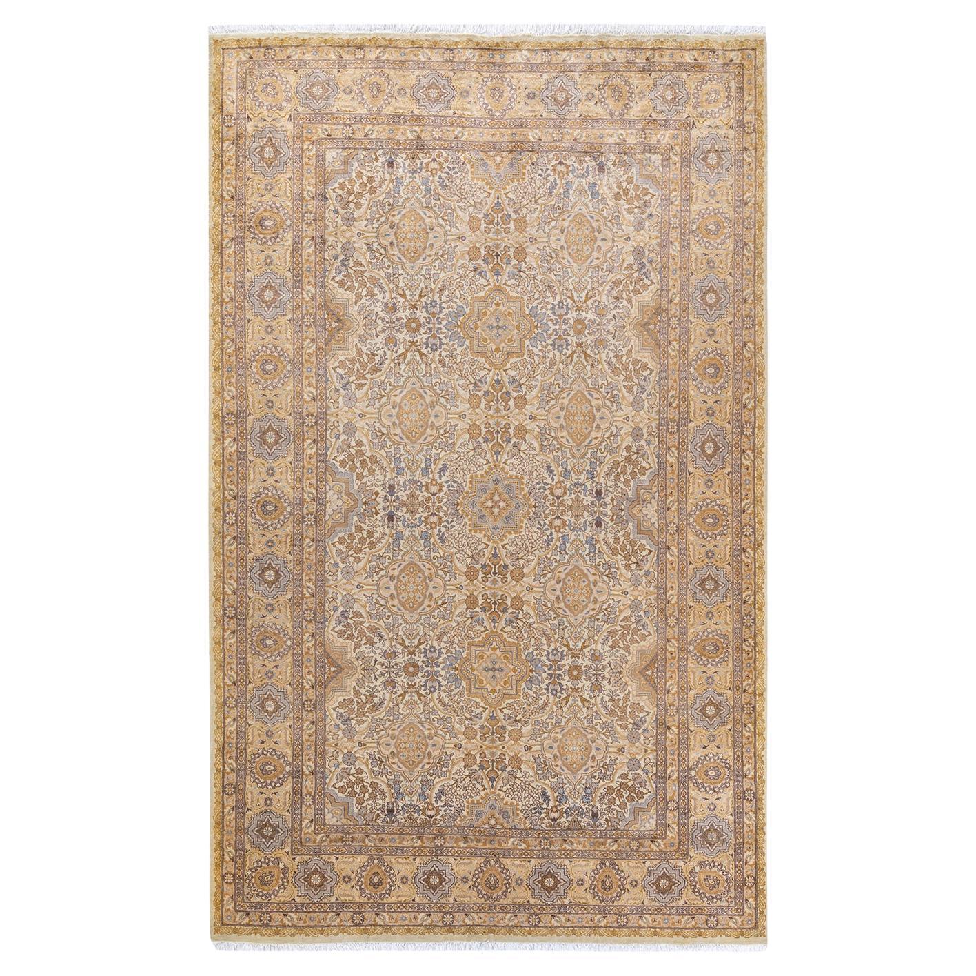 Traditional Mogul Hand Knotted Wool Ivory Area Rug For Sale