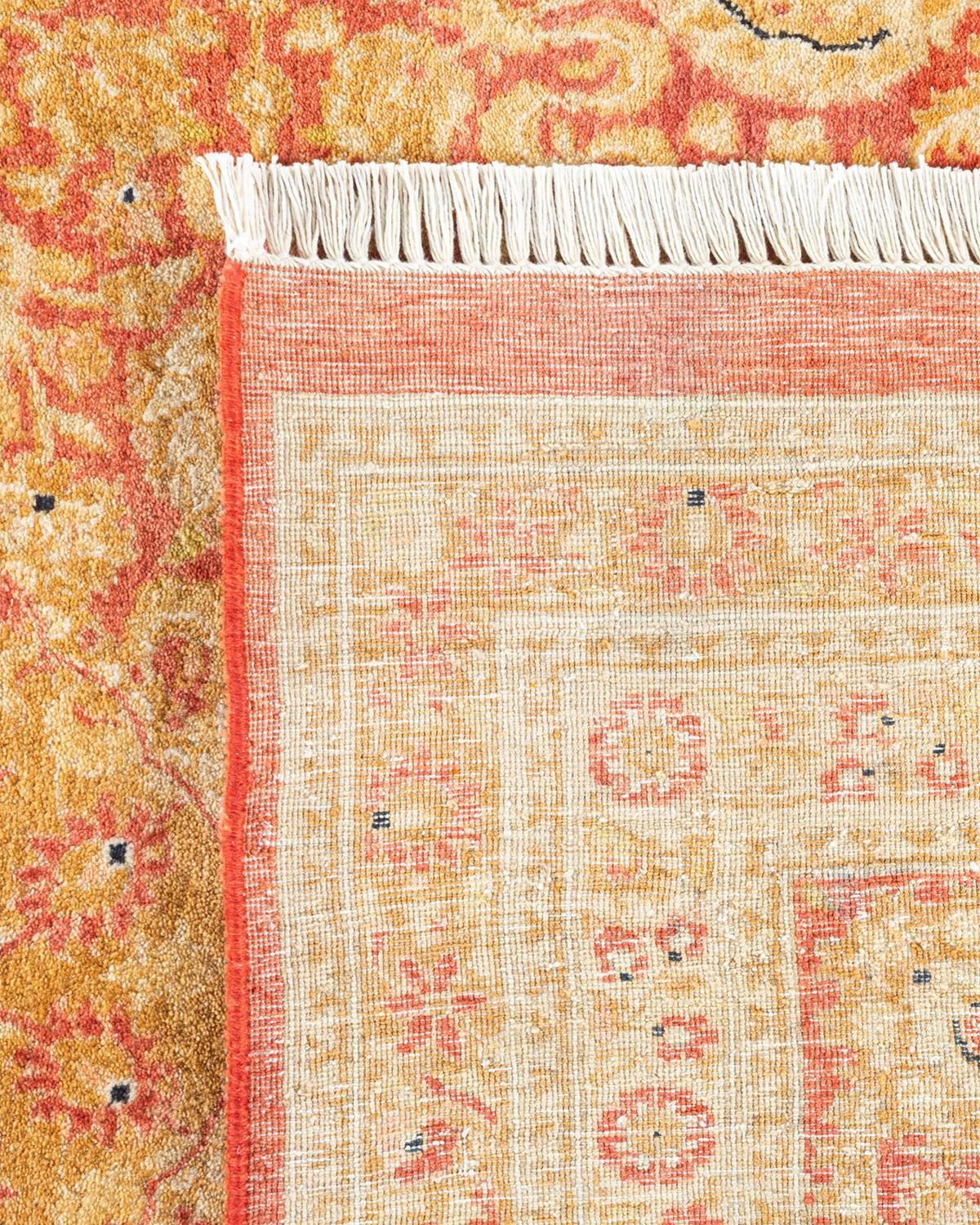 Traditioneller handgeknüpfter Mogul-Teppich aus orangefarbener Wolle  (21. Jahrhundert und zeitgenössisch) im Angebot