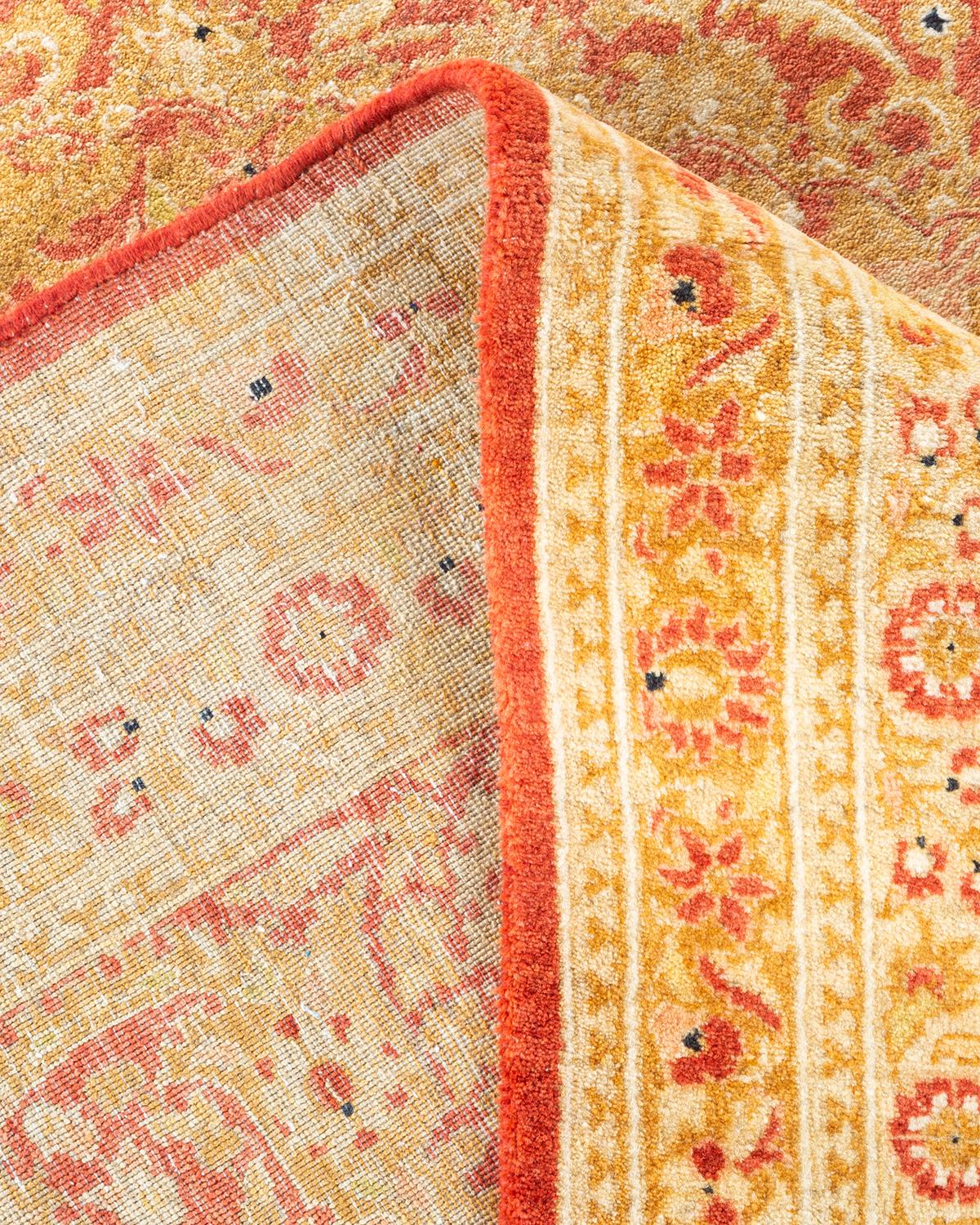 Traditioneller handgeknüpfter Mogul-Teppich aus orangefarbener Wolle  im Angebot 1