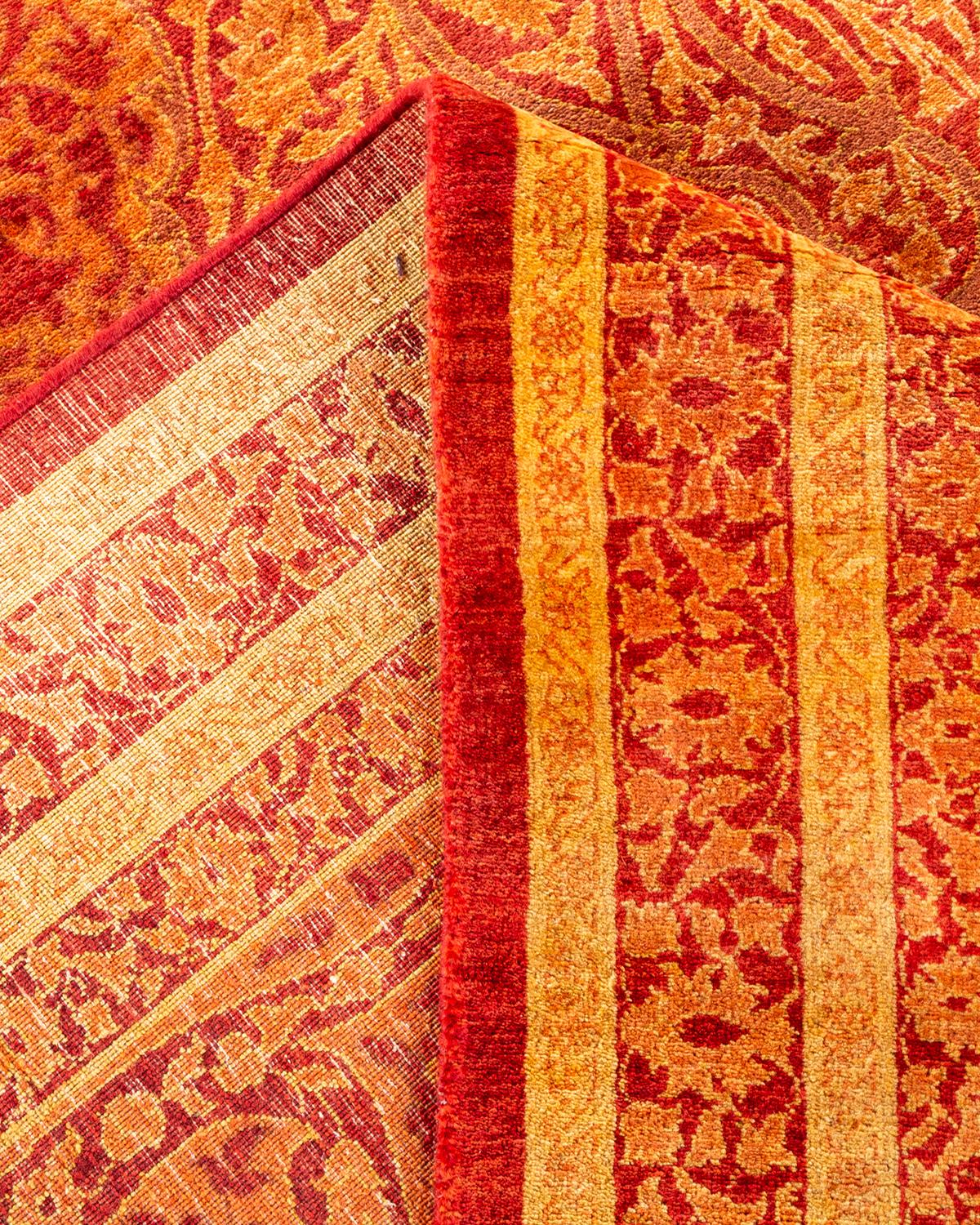 Traditioneller handgeknüpfter Mogul-Teppich aus orangefarbener Wolle im Angebot 1