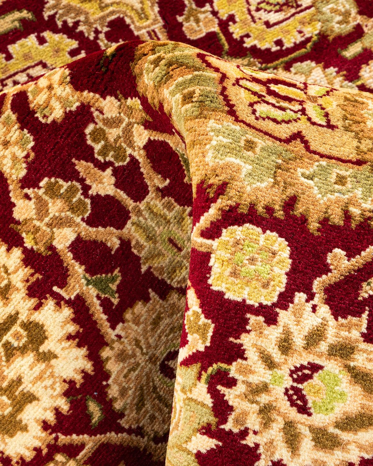 Traditioneller Mogul-Teppich aus handgeknüpfter Wolle in Rot im Angebot 2